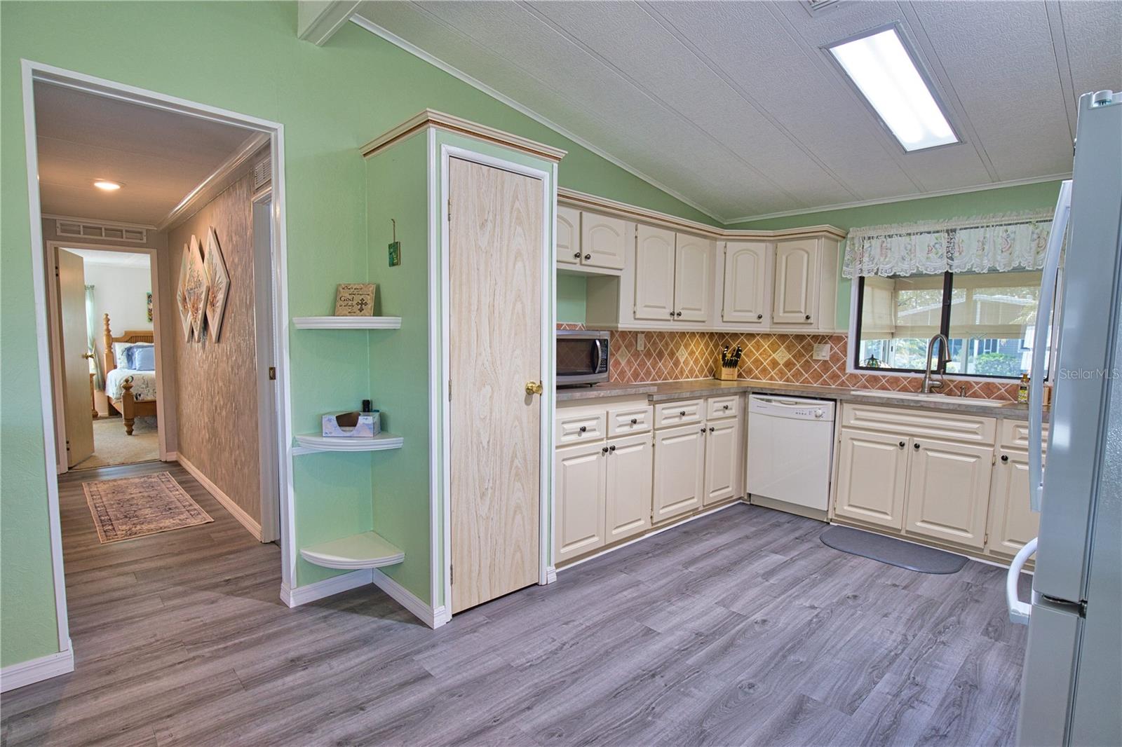 612 LA JOLLA CIR, NORTH PORT, FL, 34287