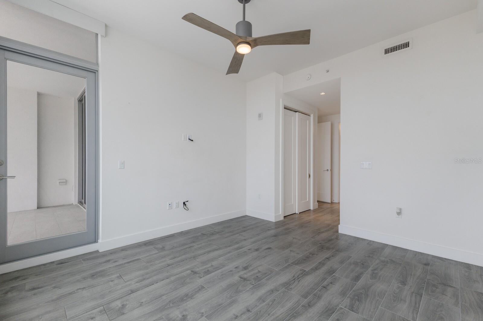111 S PINEAPPLE AVE #1021, SARASOTA, FL, 34236