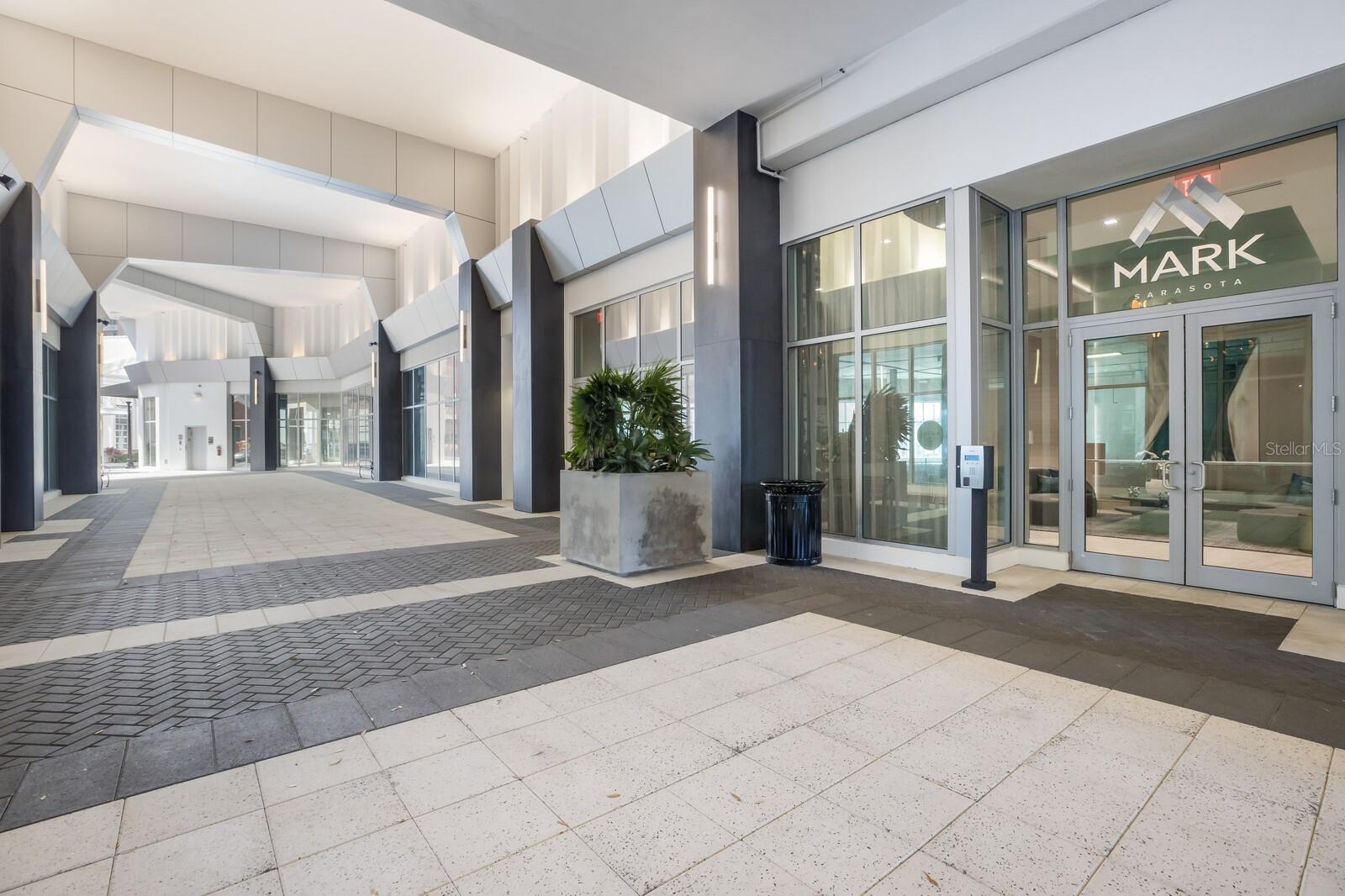 111 S PINEAPPLE AVE #1021, SARASOTA, FL, 34236