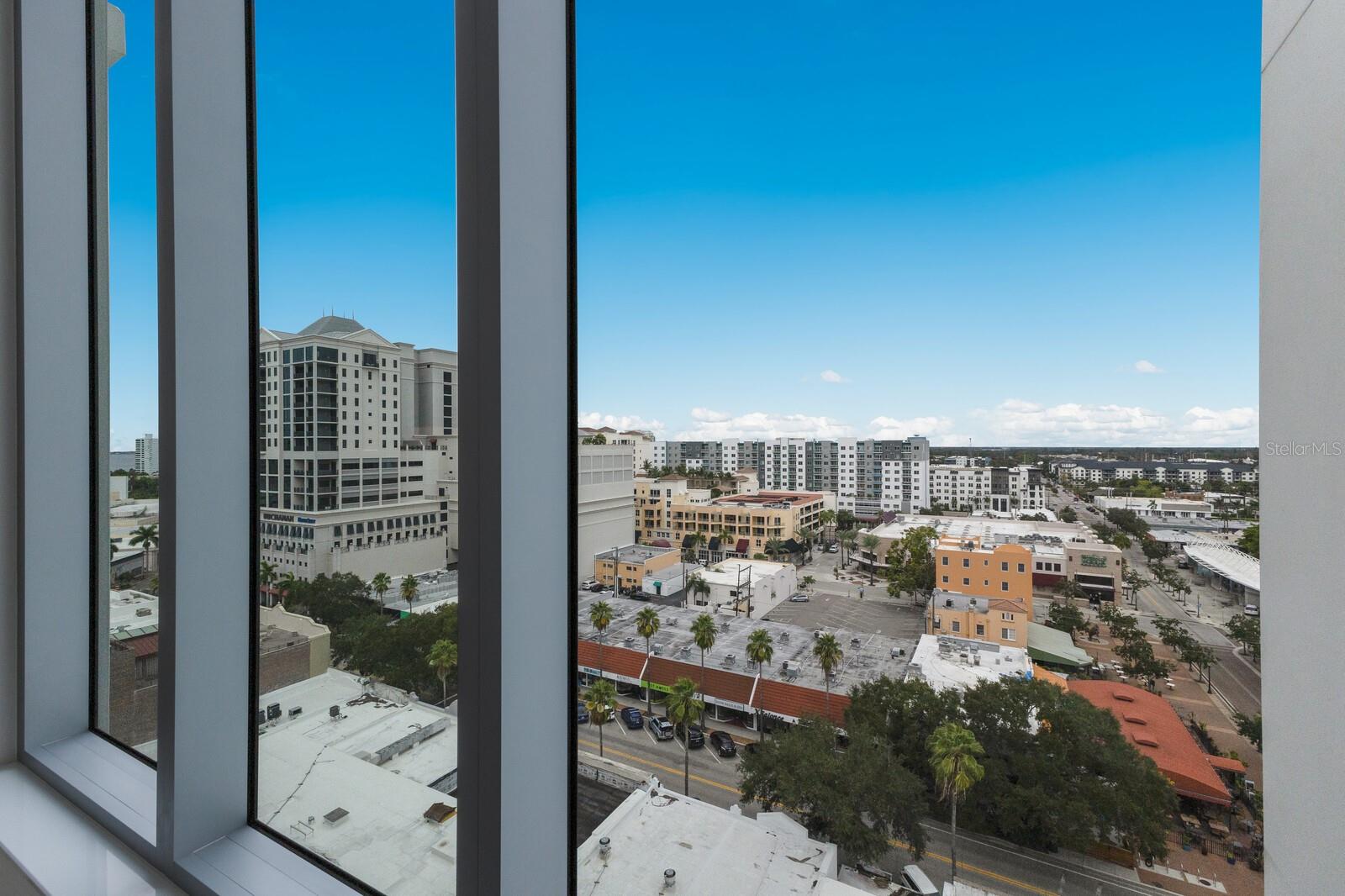 111 S PINEAPPLE AVE #1021, SARASOTA, FL, 34236