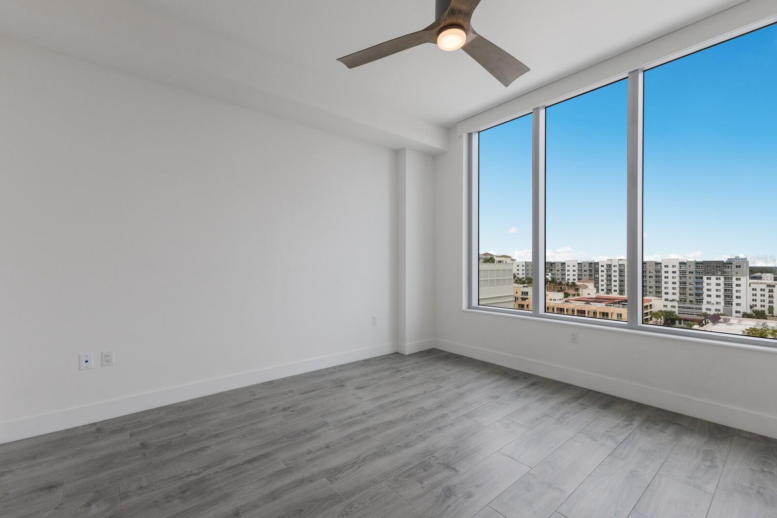 111 S PINEAPPLE AVE #1021, SARASOTA, FL, 34236