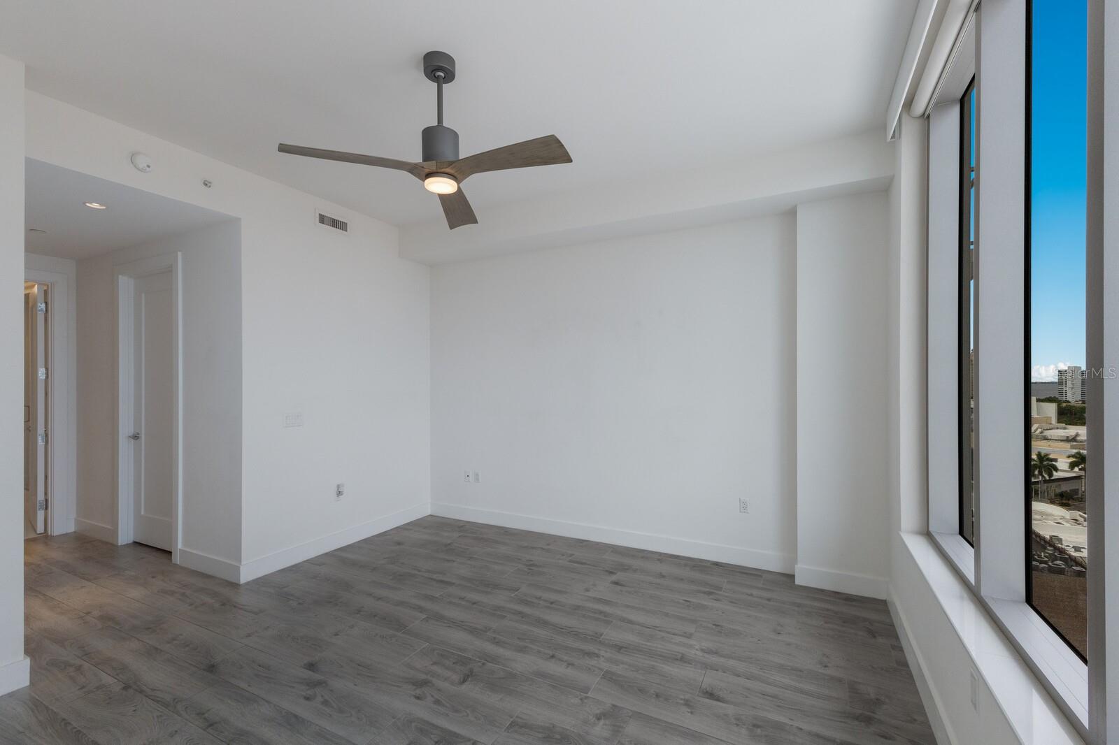 111 S PINEAPPLE AVE #1021, SARASOTA, FL, 34236