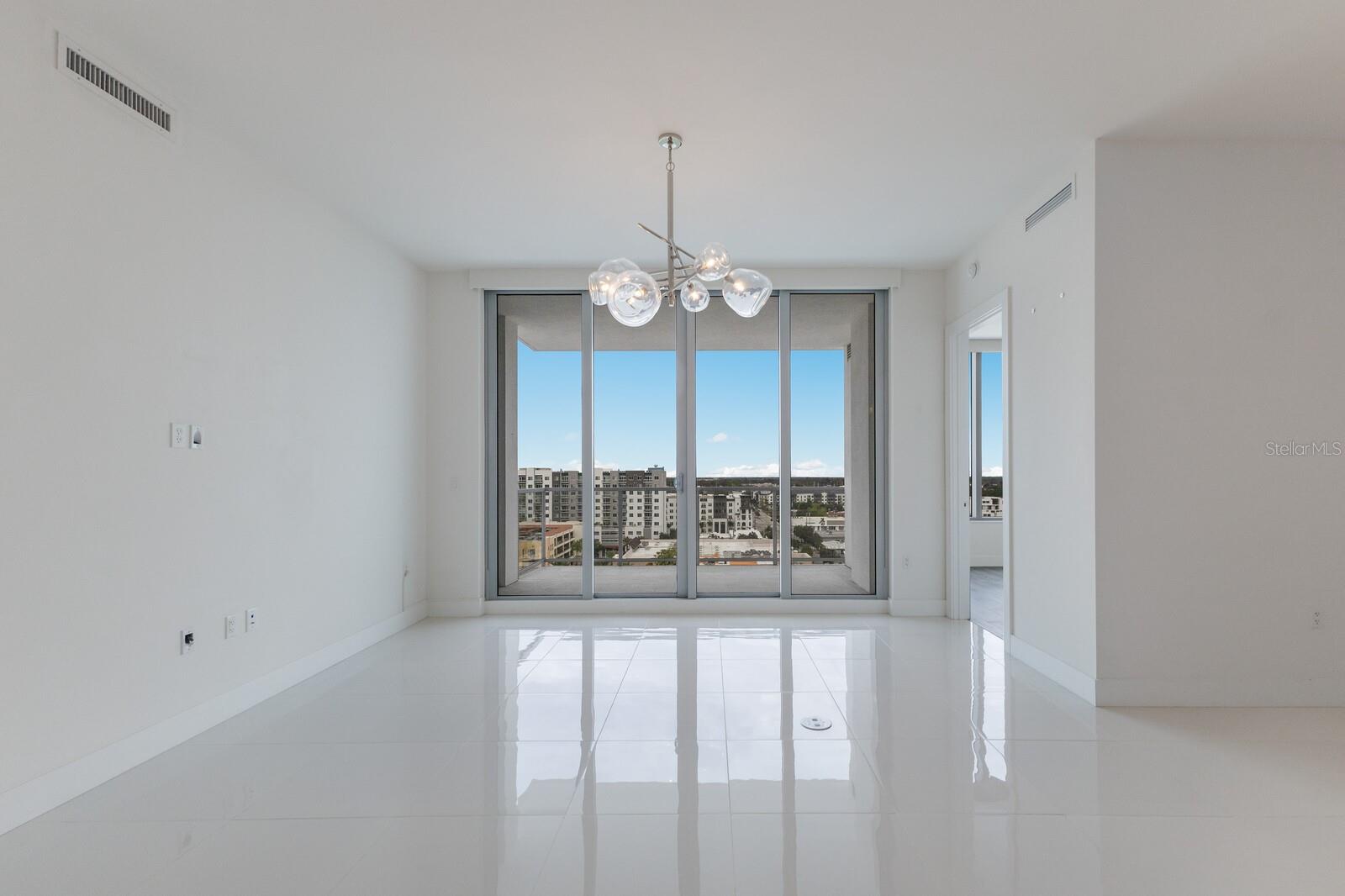 111 S PINEAPPLE AVE #1021, SARASOTA, FL, 34236