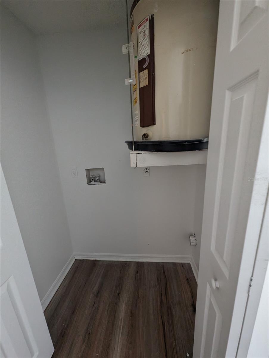 4960 DUNDEE AVE, DE LEON SPRINGS, FL, 32130