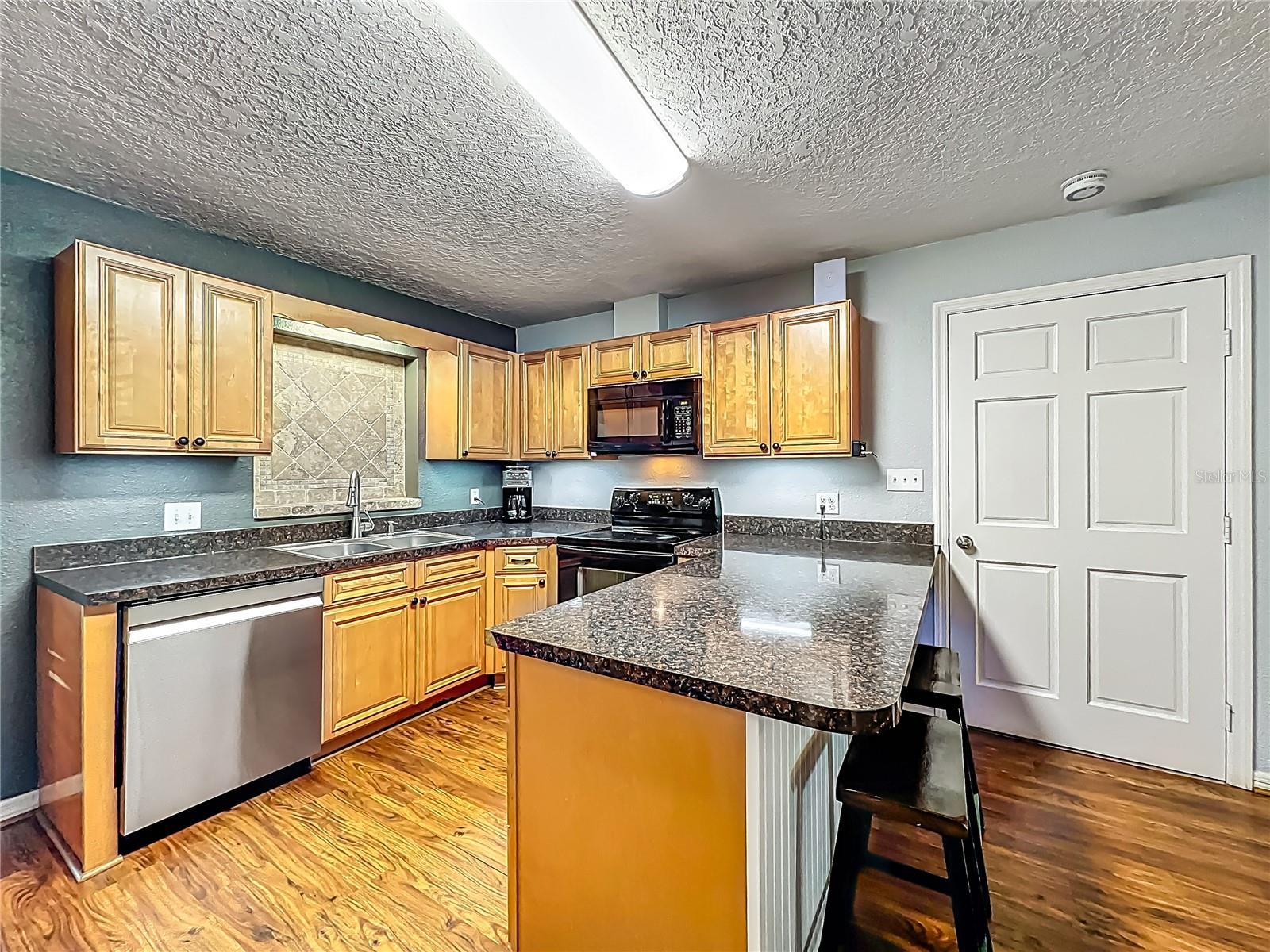 26619 BIMINI DR, TAVARES, FL, 32778