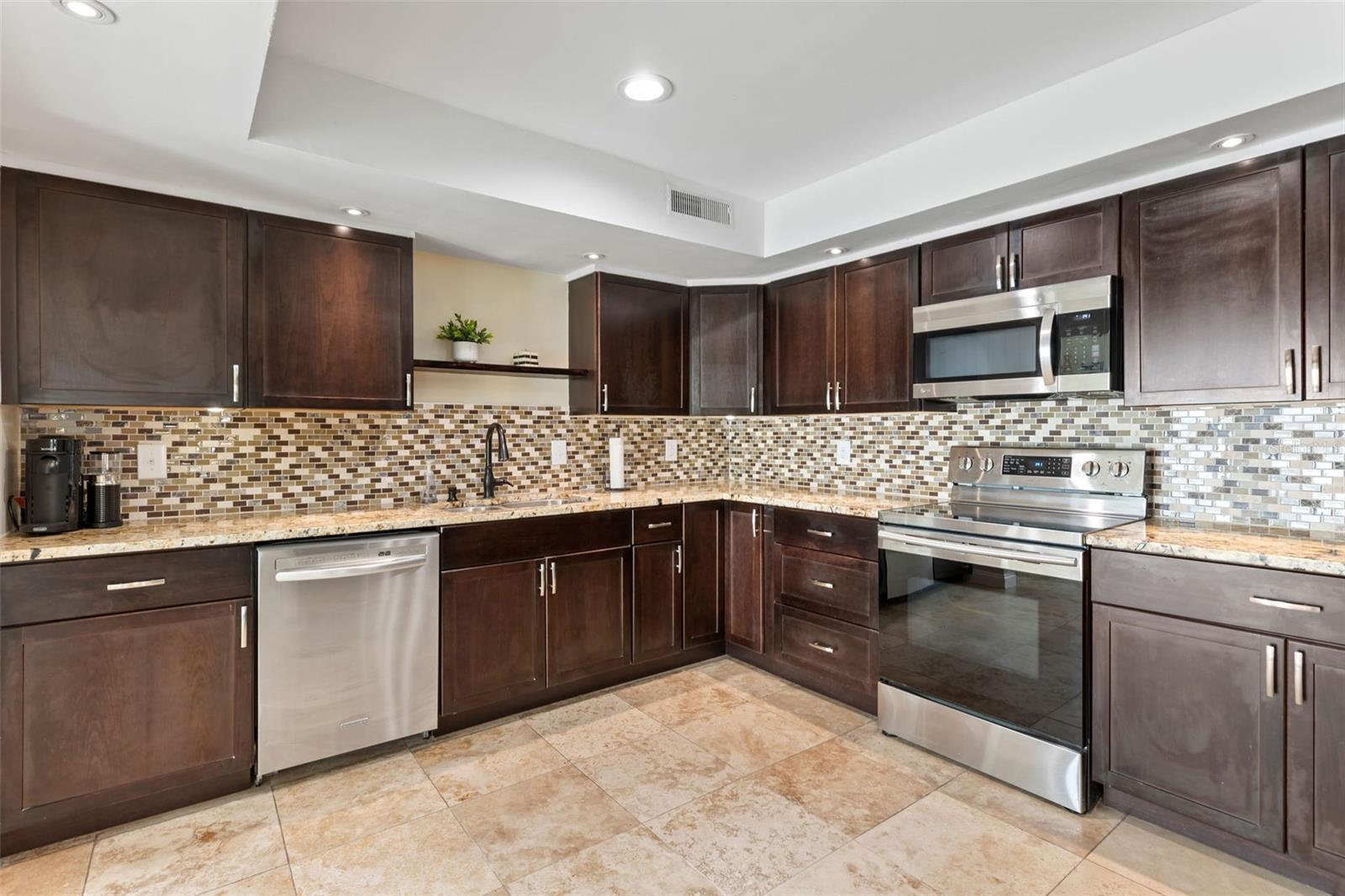 208 PINE CONE TRL, ORMOND BEACH, FL, 32174