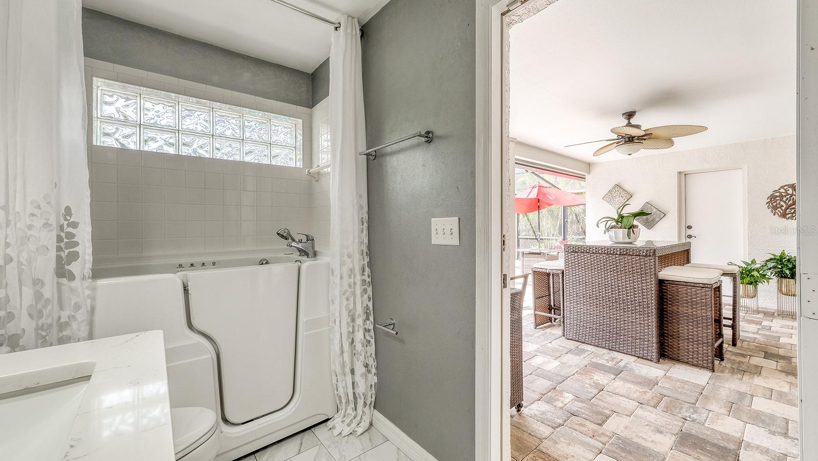 203 RED BUD CT, LAKE MARY, FL, 32746