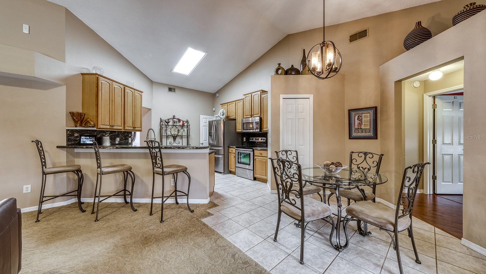 203 RED BUD CT, LAKE MARY, FL, 32746