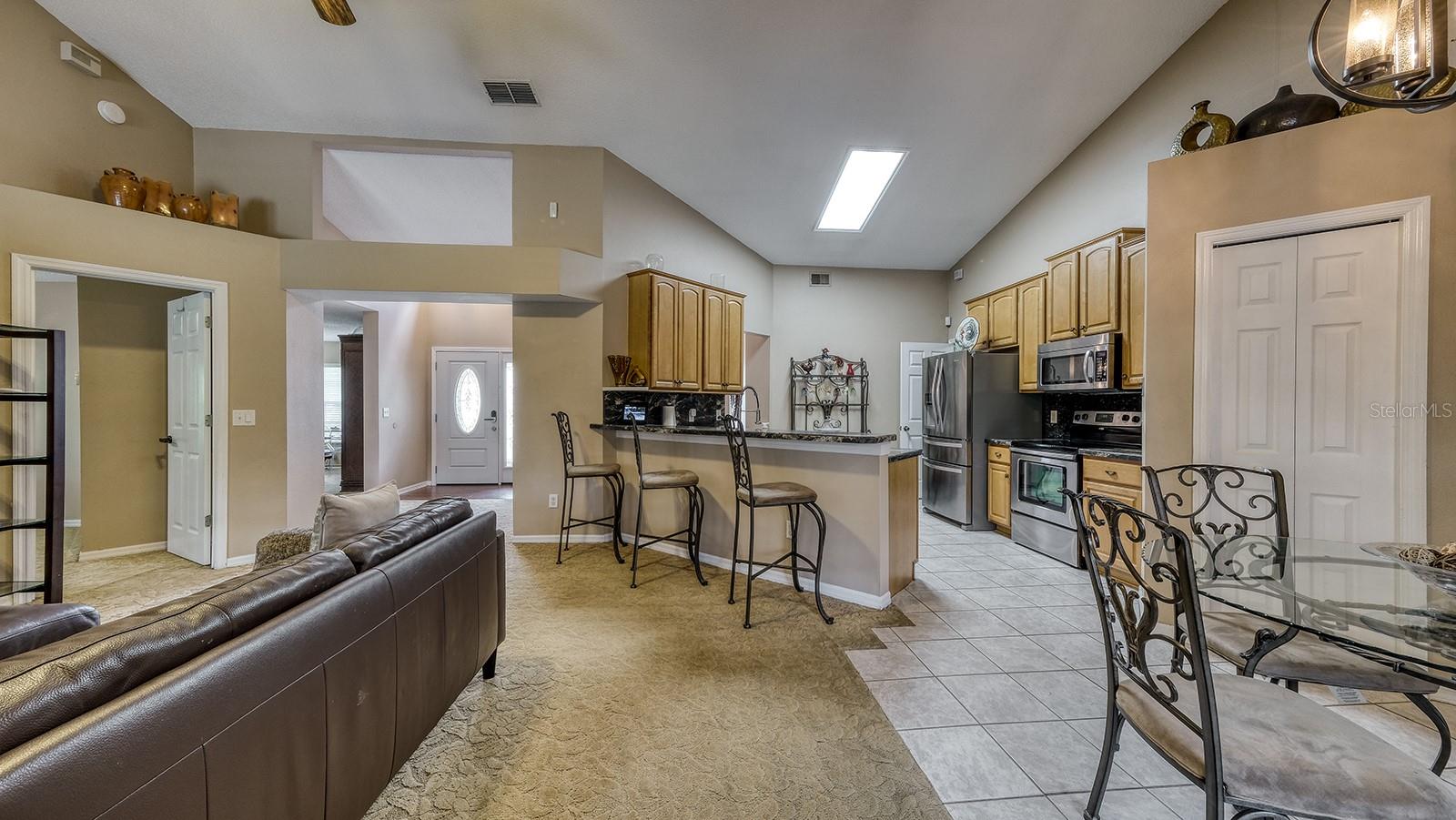203 RED BUD CT, LAKE MARY, FL, 32746