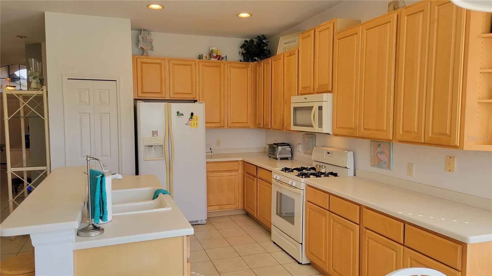 8175 STIRLING FALLS CIR, SARASOTA, FL, 34243