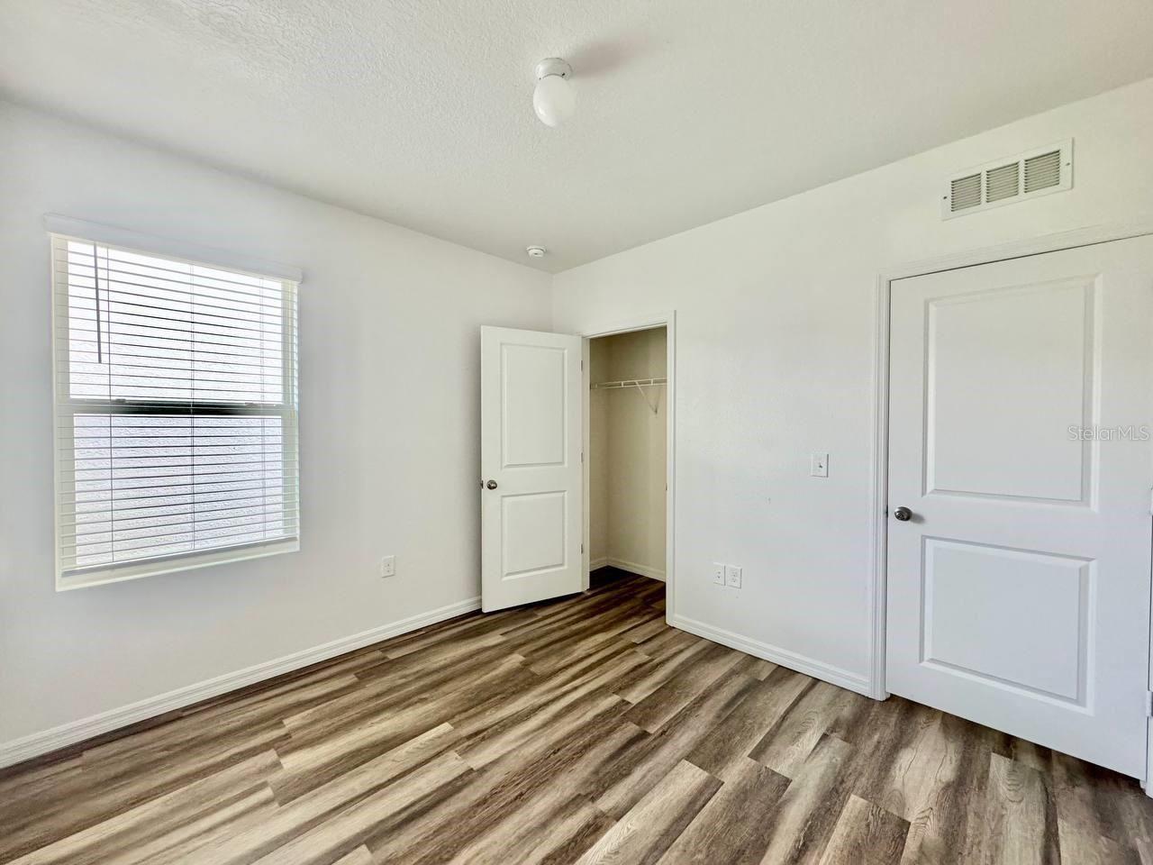 32713 BROOKS HAWK LN, WESLEY CHAPEL, FL, 33543