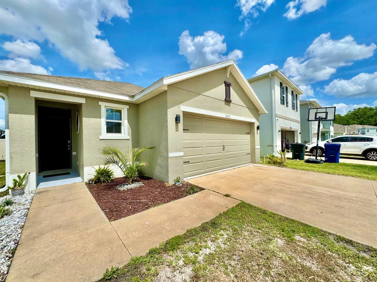 32713 BROOKS HAWK LN, WESLEY CHAPEL, FL, 33543