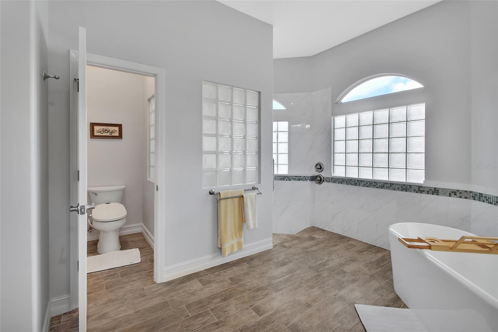 1661 TIMBER HILLS DR, DELAND, FL, 32724
