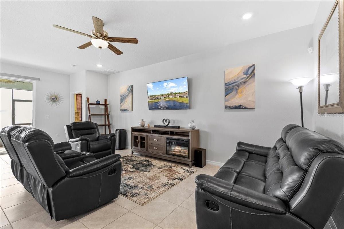 13338 WATERLEAF GARDEN CIR, RIVERVIEW, FL, 33579