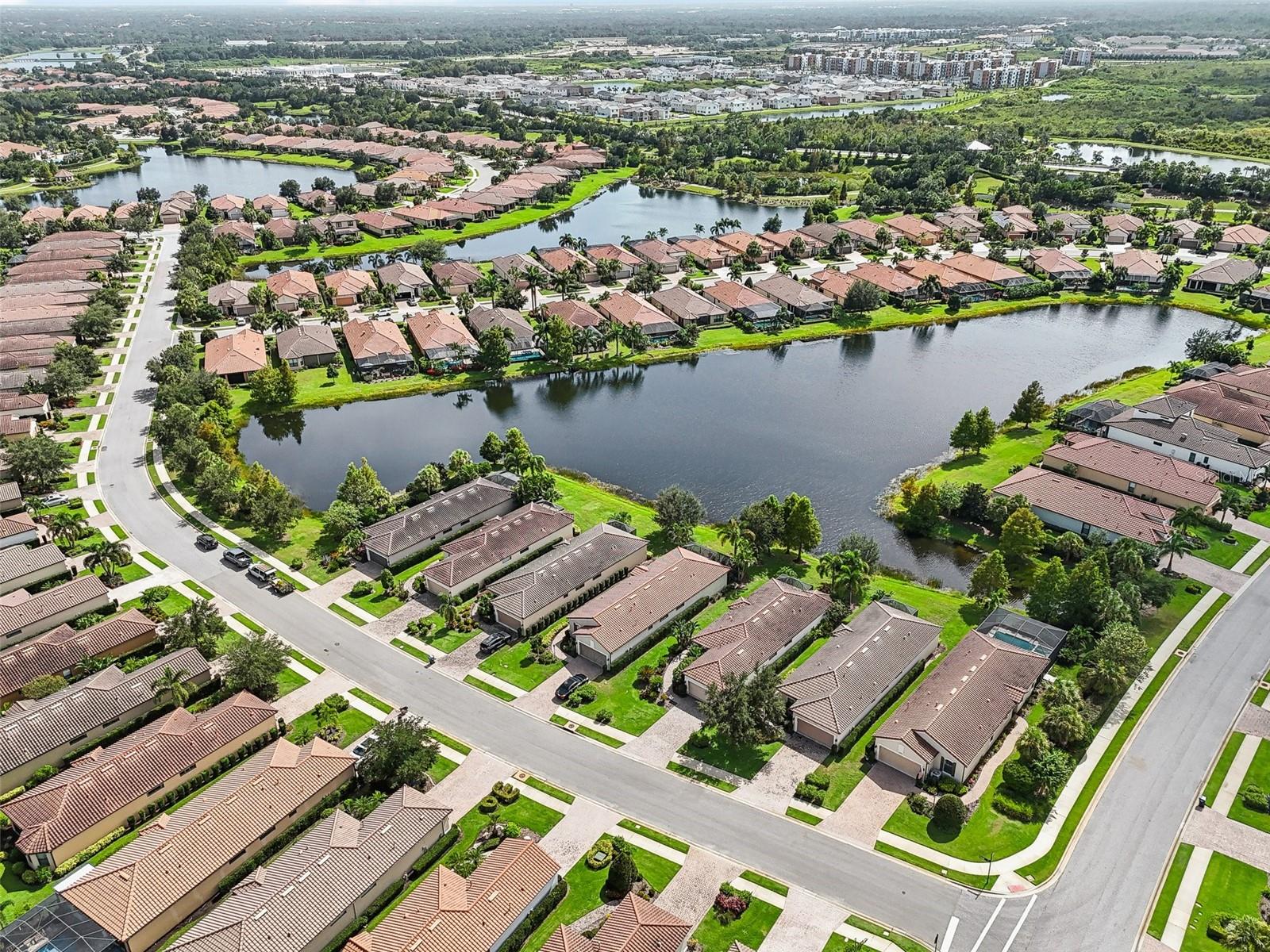 5019 SERATA DR, LAKEWOOD RANCH, FL, 34211