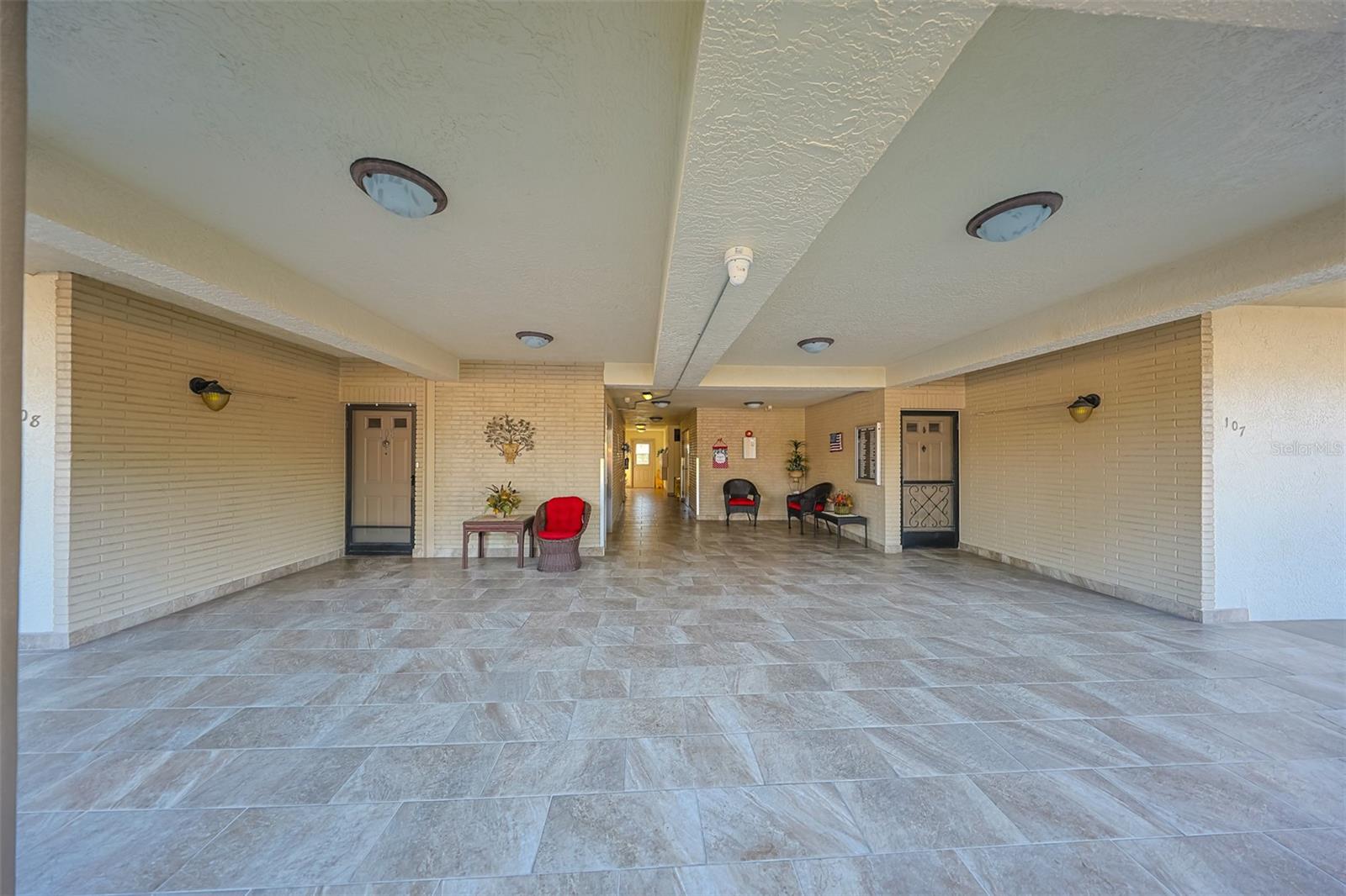 6070 80TH ST N #406, ST PETERSBURG, FL, 33709