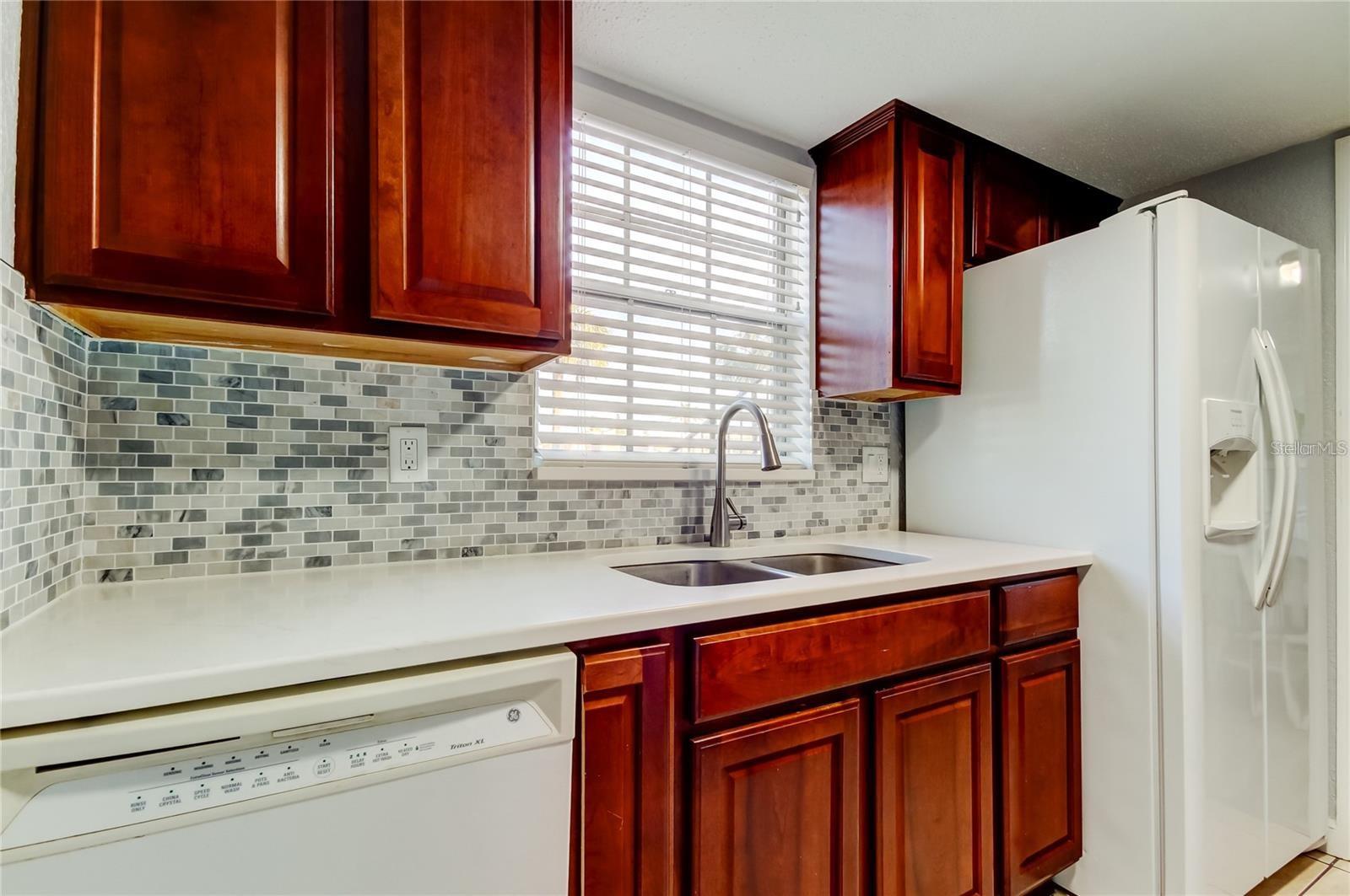 200 COUNTRY CLUB DR #503, LARGO, FL, 33771