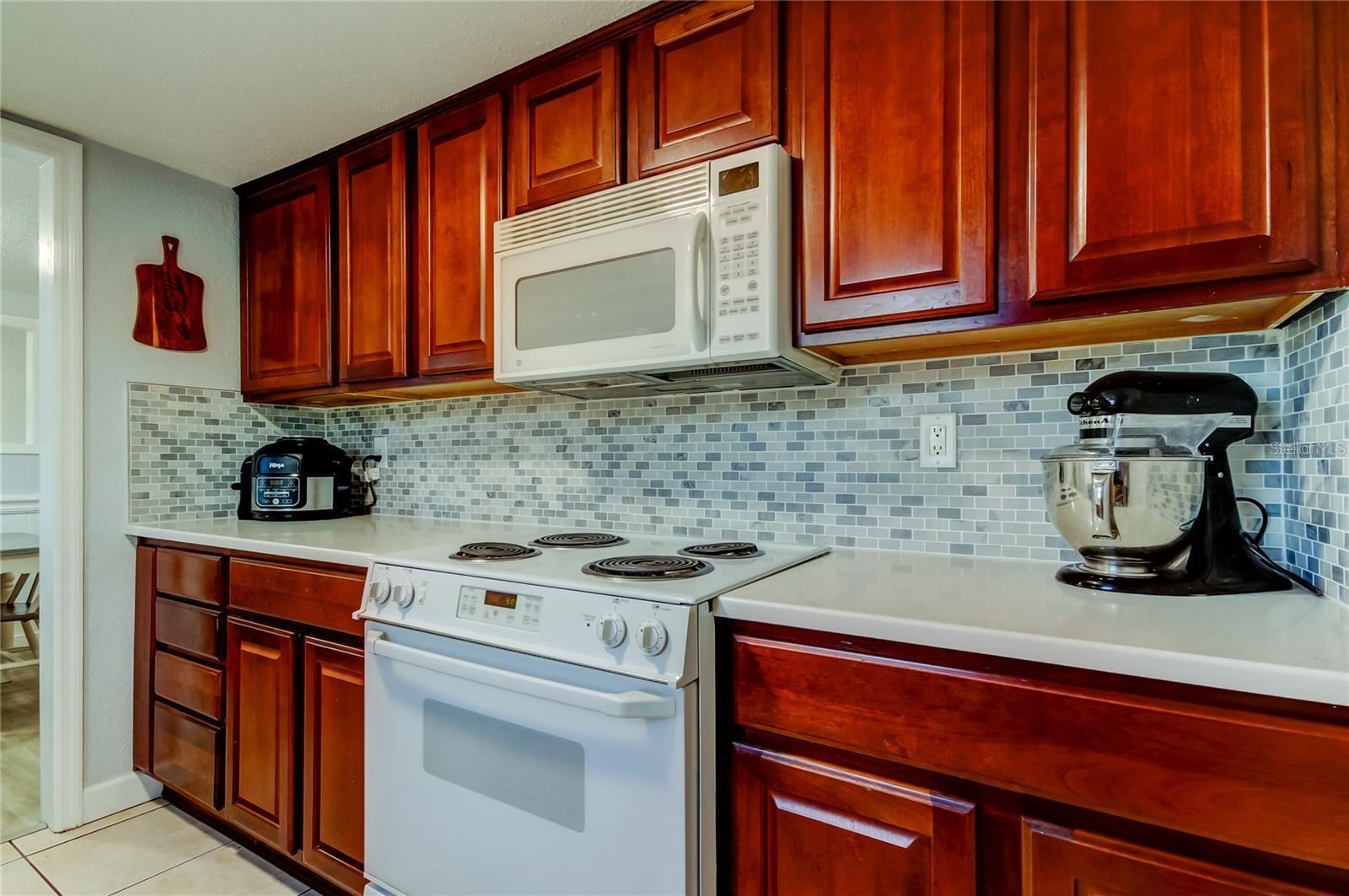 200 COUNTRY CLUB DR #503, LARGO, FL, 33771