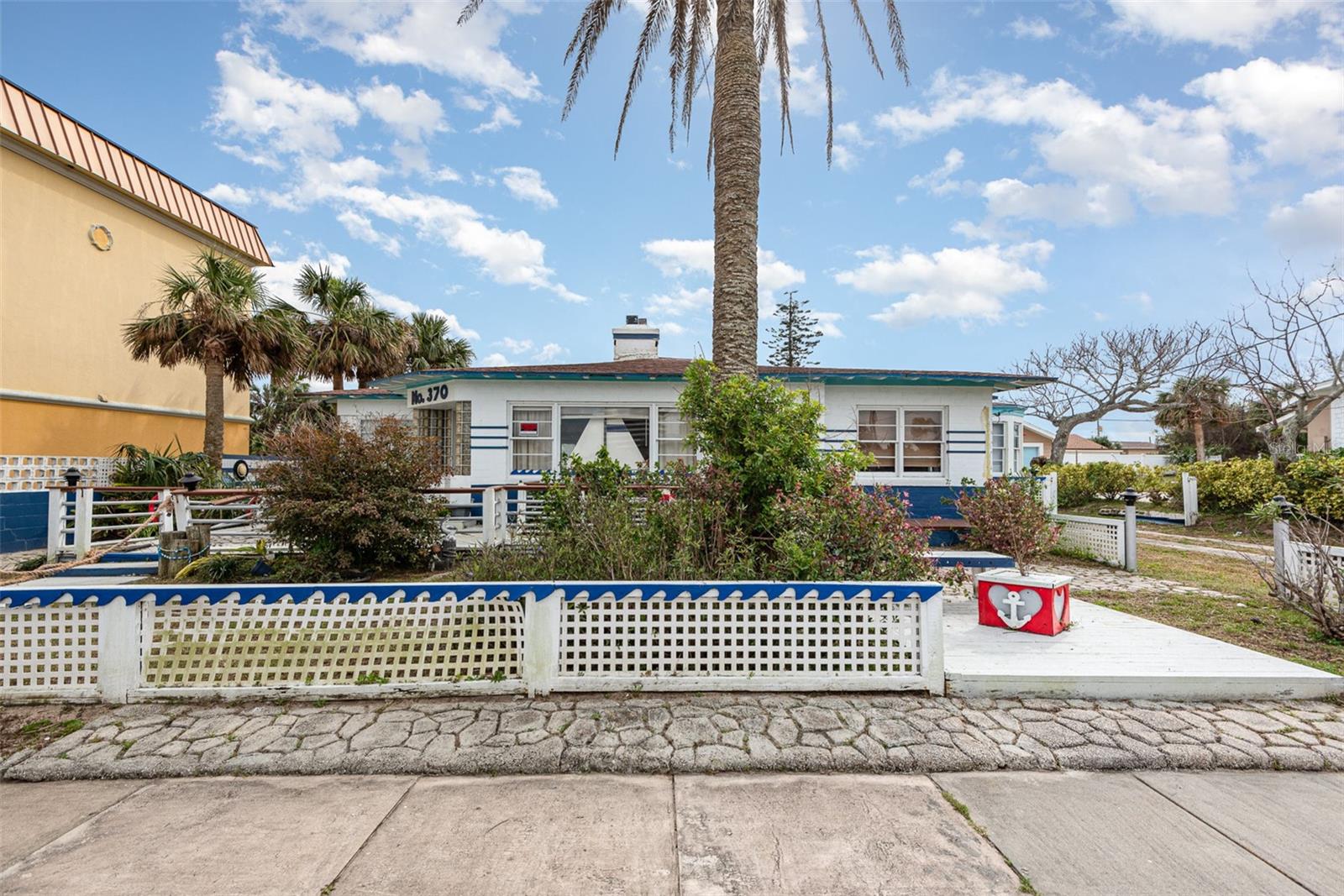 370 HARTFORD AVE, DAYTONA BEACH, FL, 32118