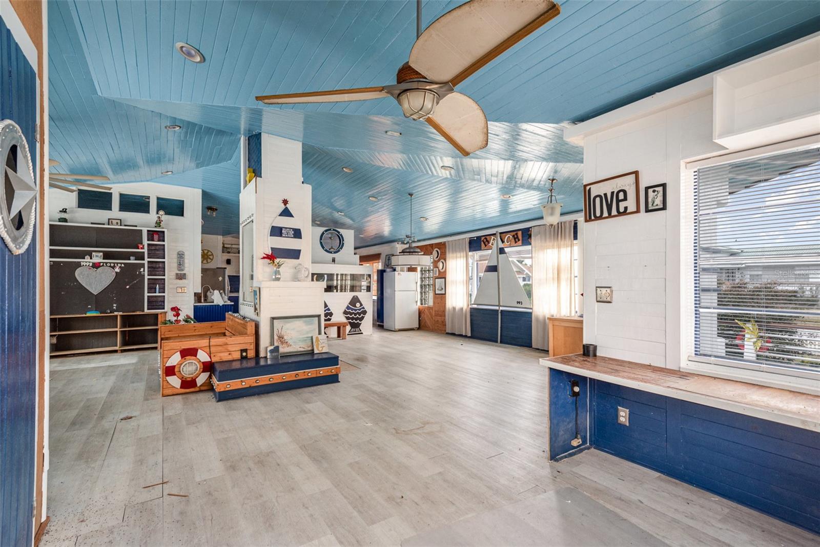 370 HARTFORD AVE, DAYTONA BEACH, FL, 32118