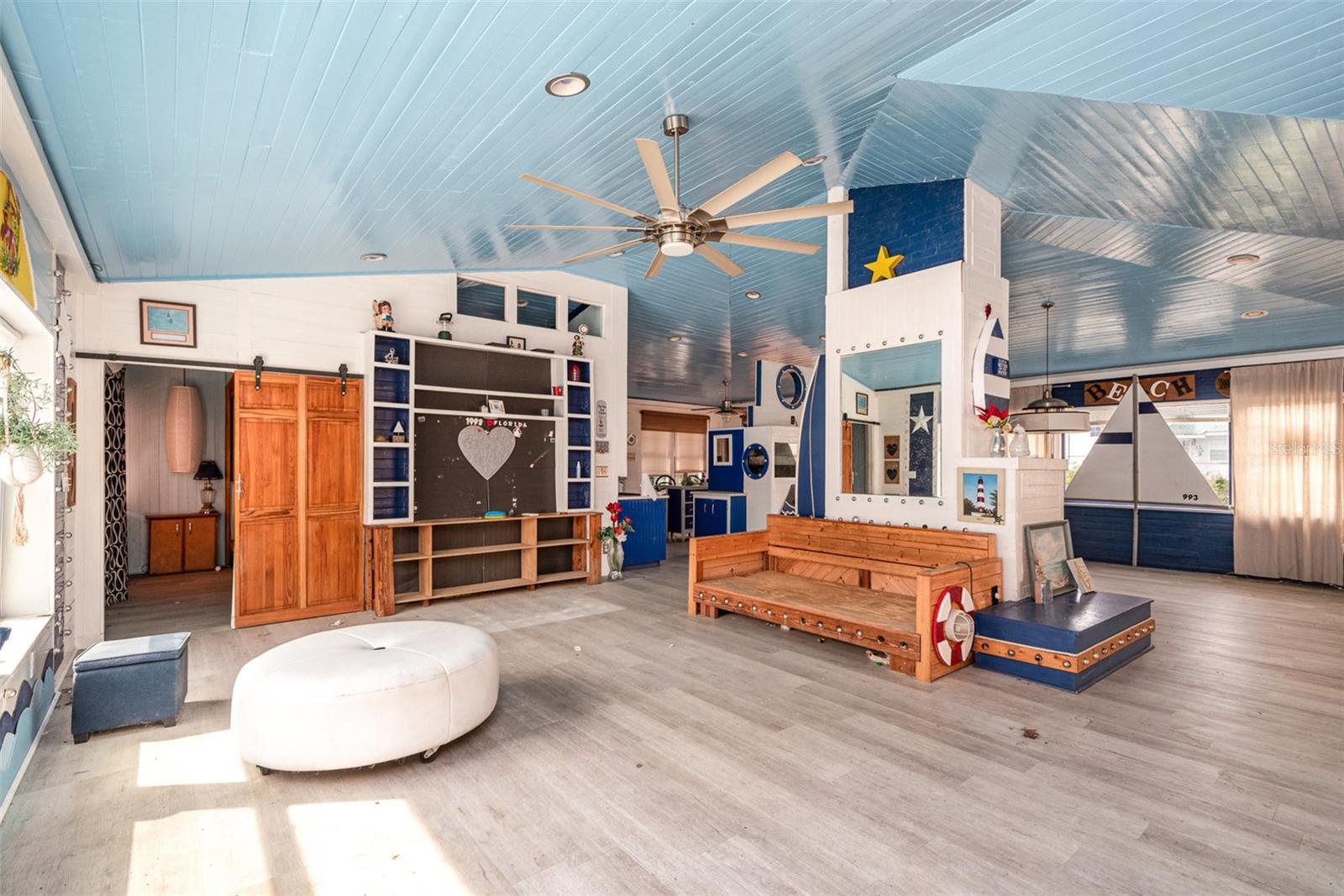 370 HARTFORD AVE, DAYTONA BEACH, FL, 32118
