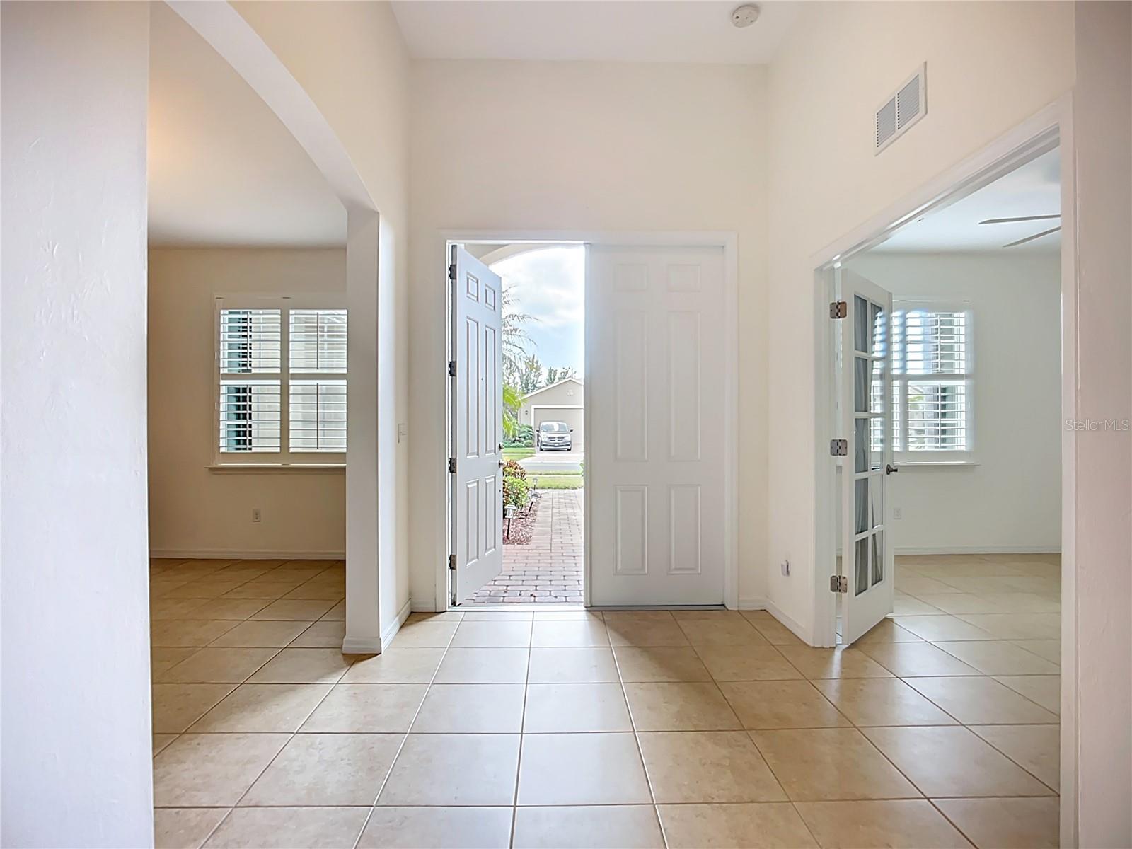 5384 LAYTON DR, VENICE, FL, 34293