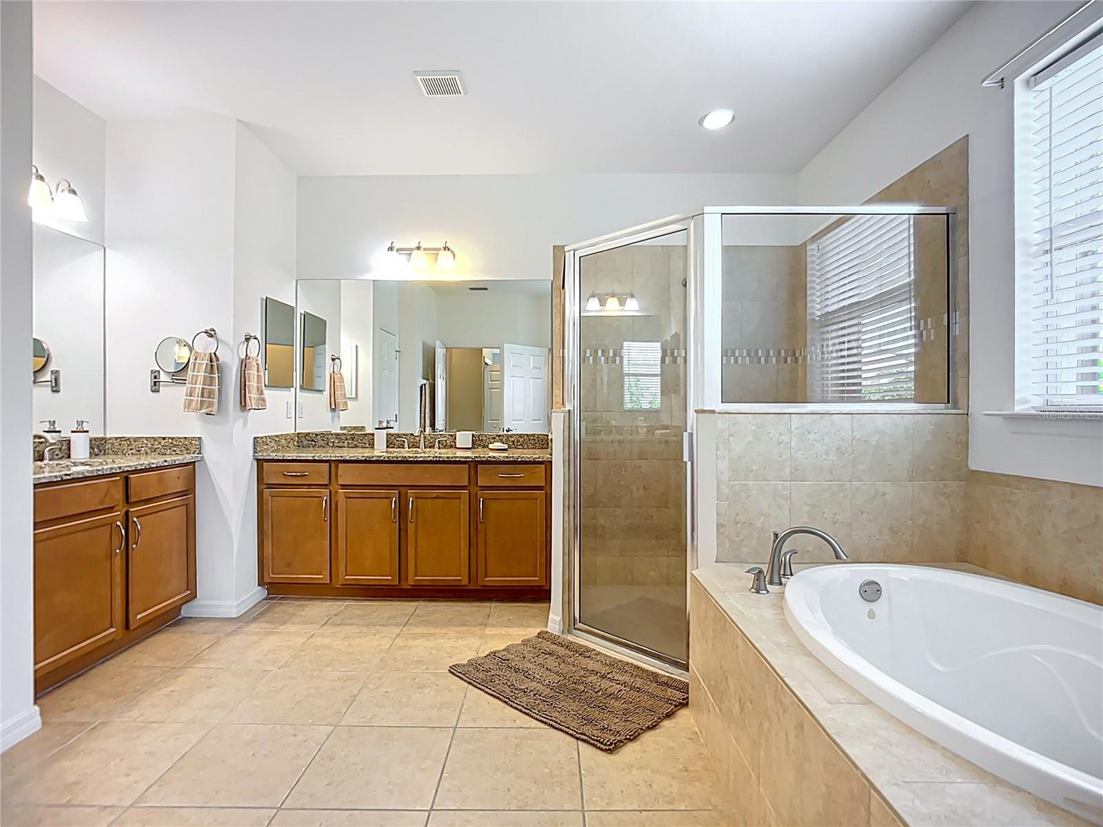 5384 LAYTON DR, VENICE, FL, 34293