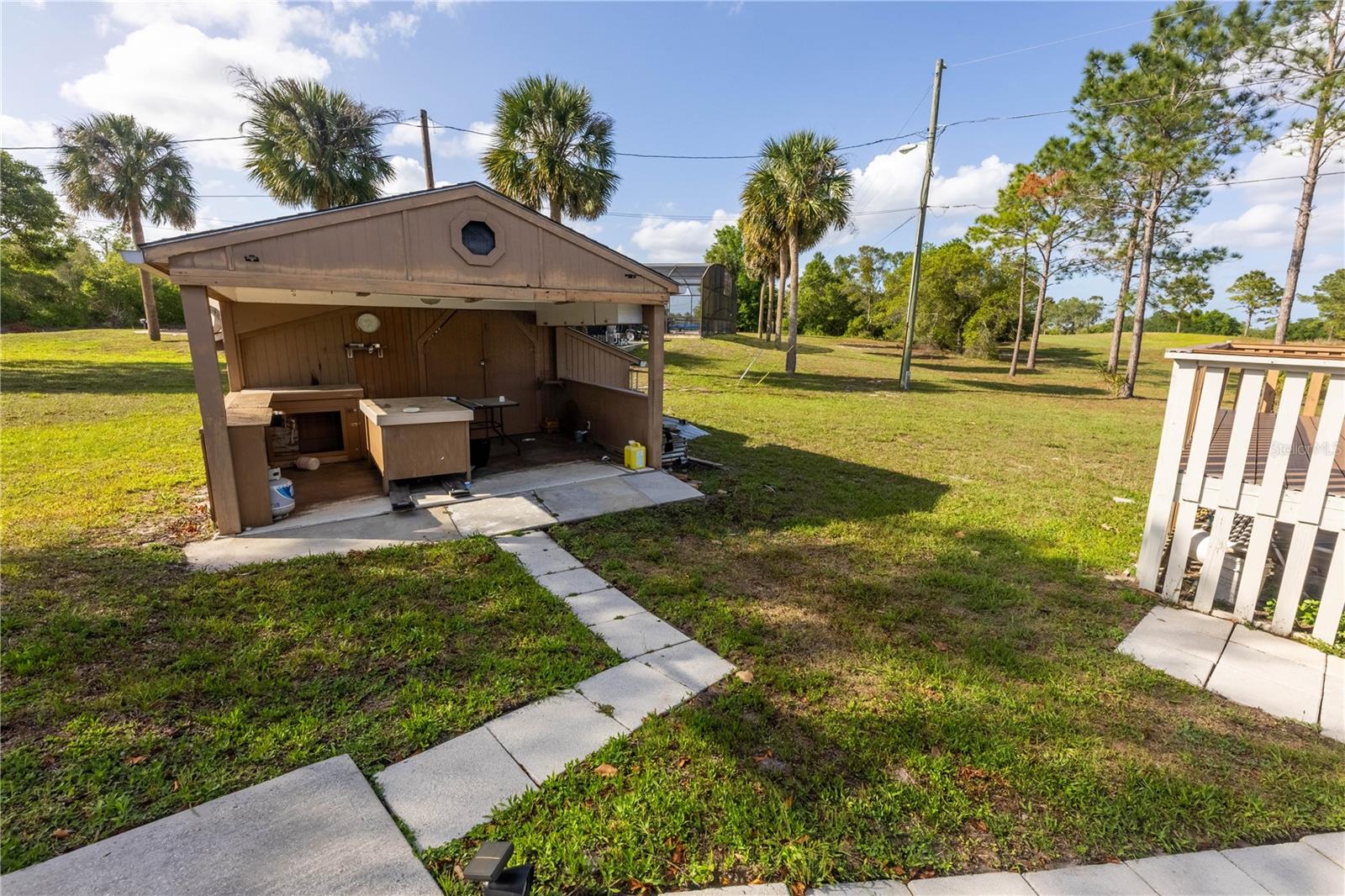 1060 ELKCAM BLVD, DELTONA, FL, 32725