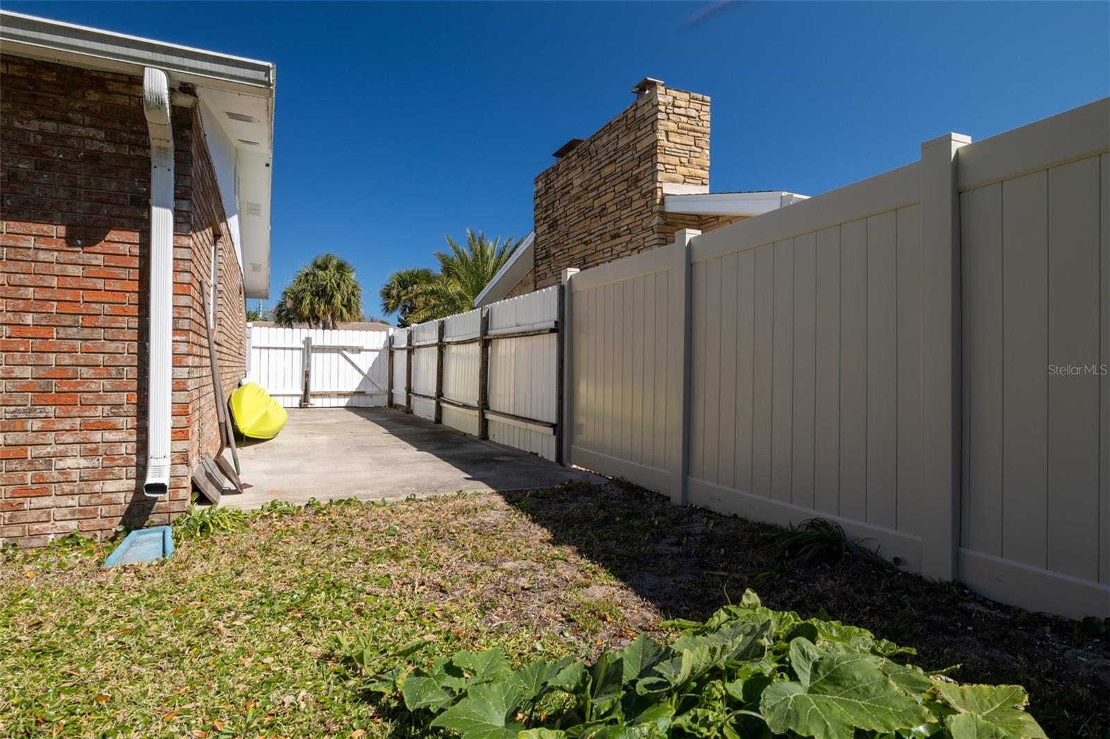 18 BUCKINGHAM DR, ORMOND BEACH, FL, 32176