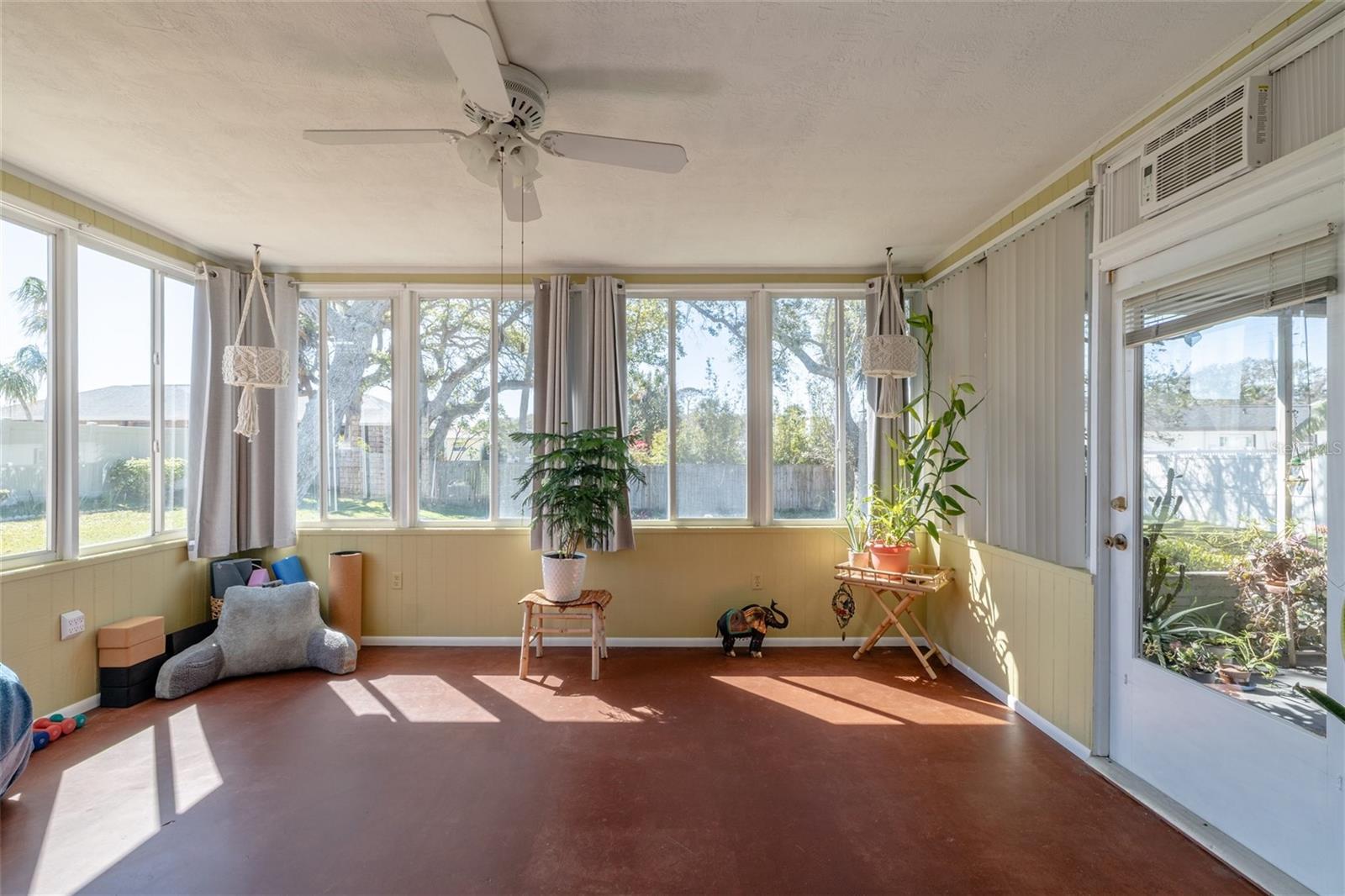 18 BUCKINGHAM DR, ORMOND BEACH, FL, 32176