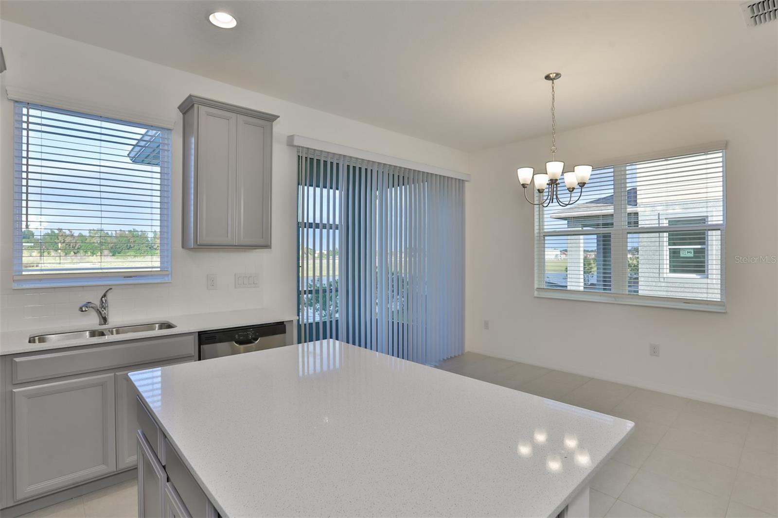 6212 CAMINO DR, APOLLO BEACH, FL, 33572