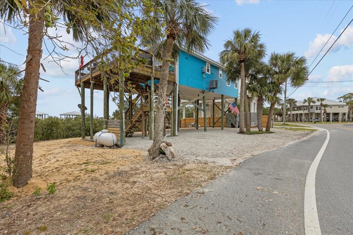16360 AIRPORT RD, CEDAR KEY, FL, 32625