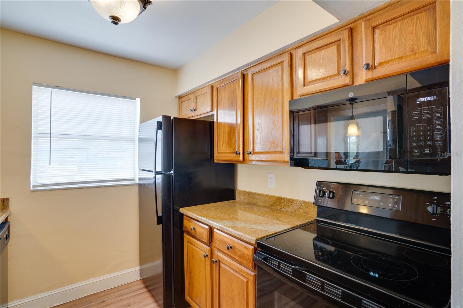 9001 TUDOR DR #H210, TAMPA, FL, 33615