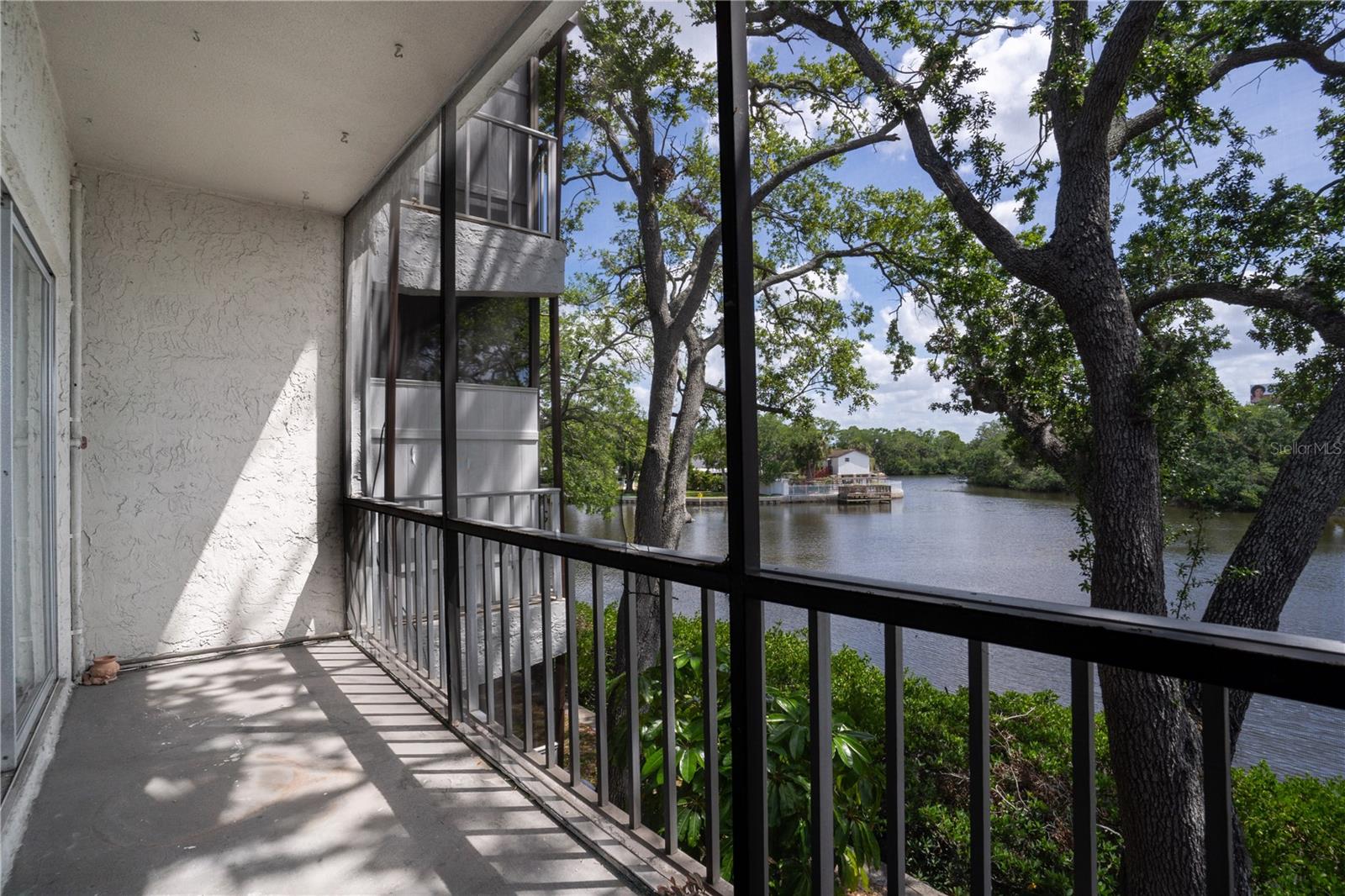 9001 TUDOR DR #H210, TAMPA, FL, 33615