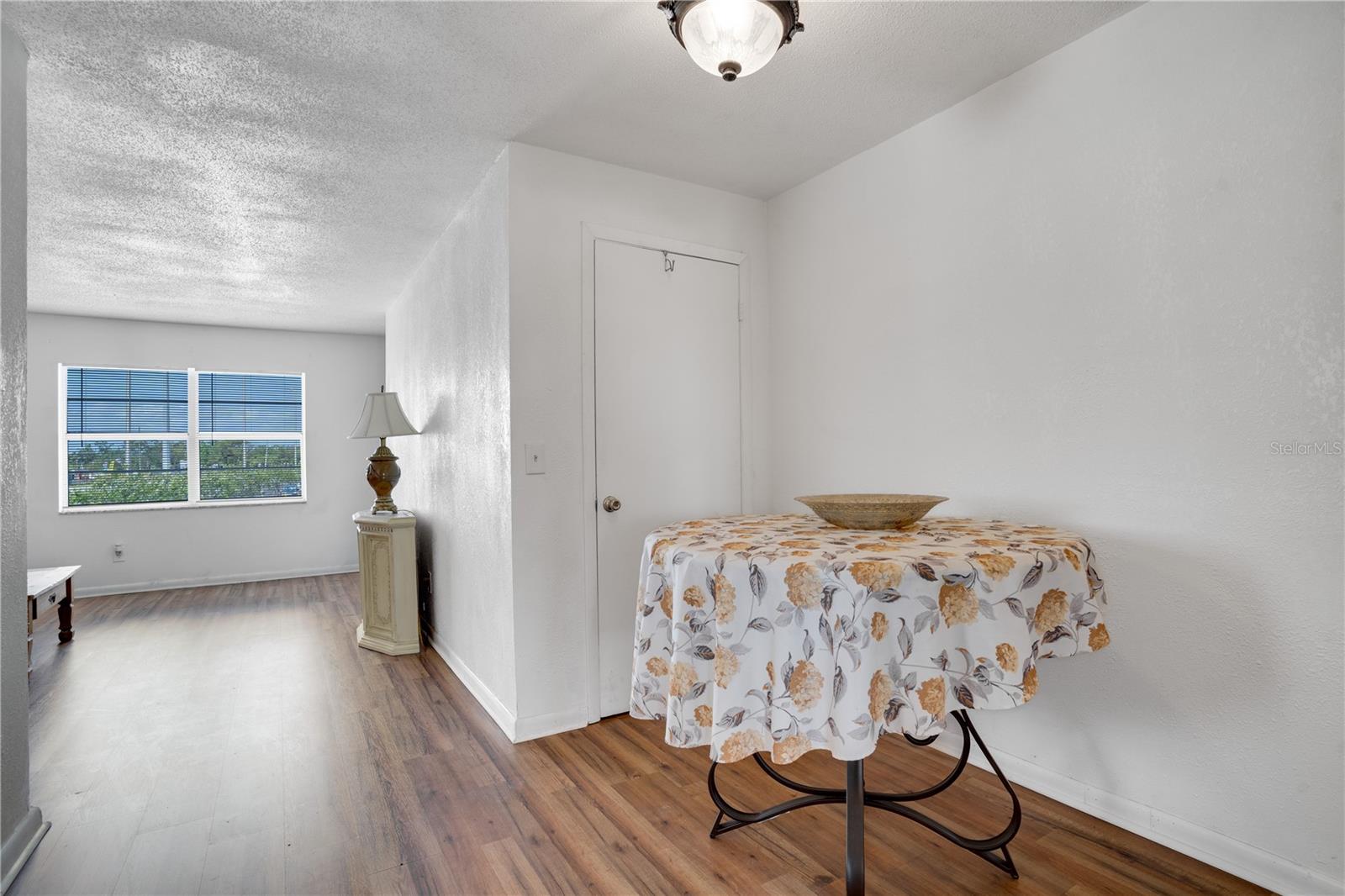 9001 TUDOR DR #H210, TAMPA, FL, 33615