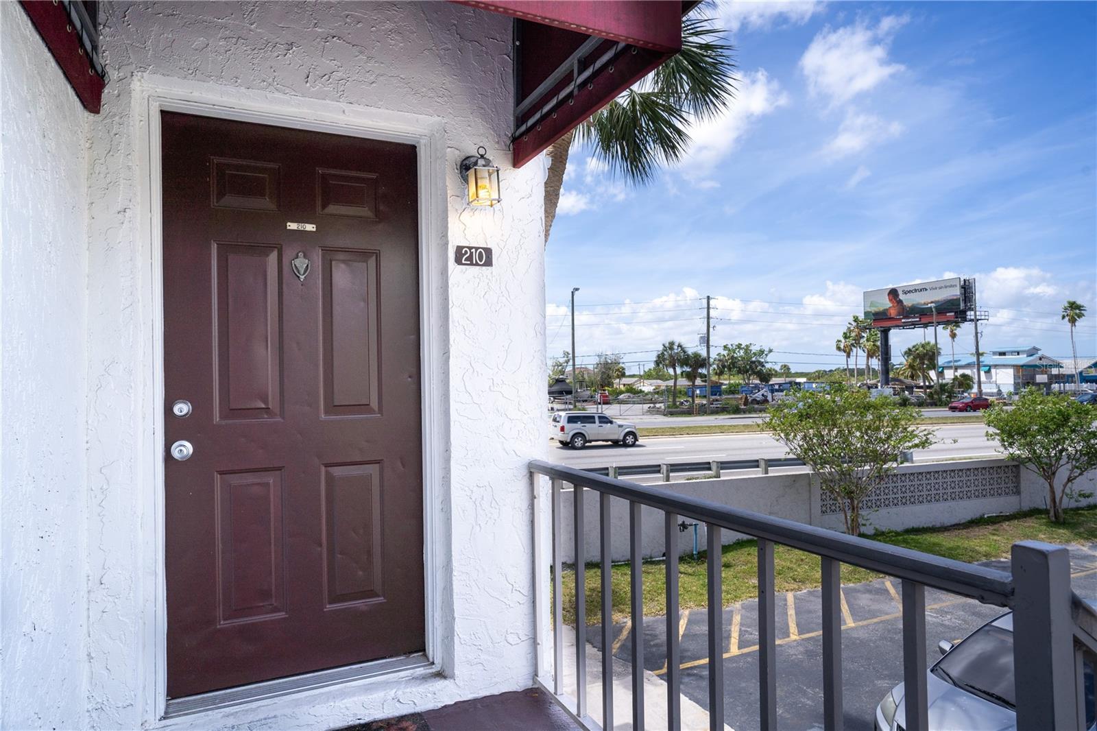 9001 TUDOR DR #H210, TAMPA, FL, 33615