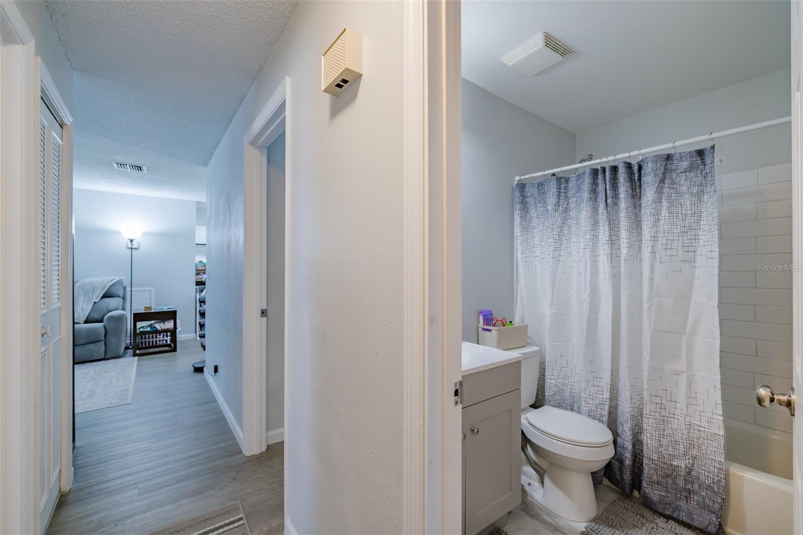 428 FLAMINGO DR, APOLLO BEACH, FL, 33572
