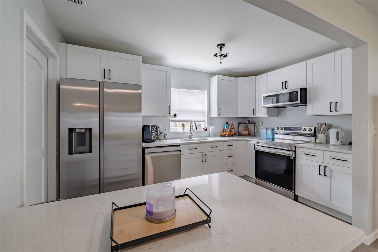 428 FLAMINGO DR, APOLLO BEACH, FL, 33572
