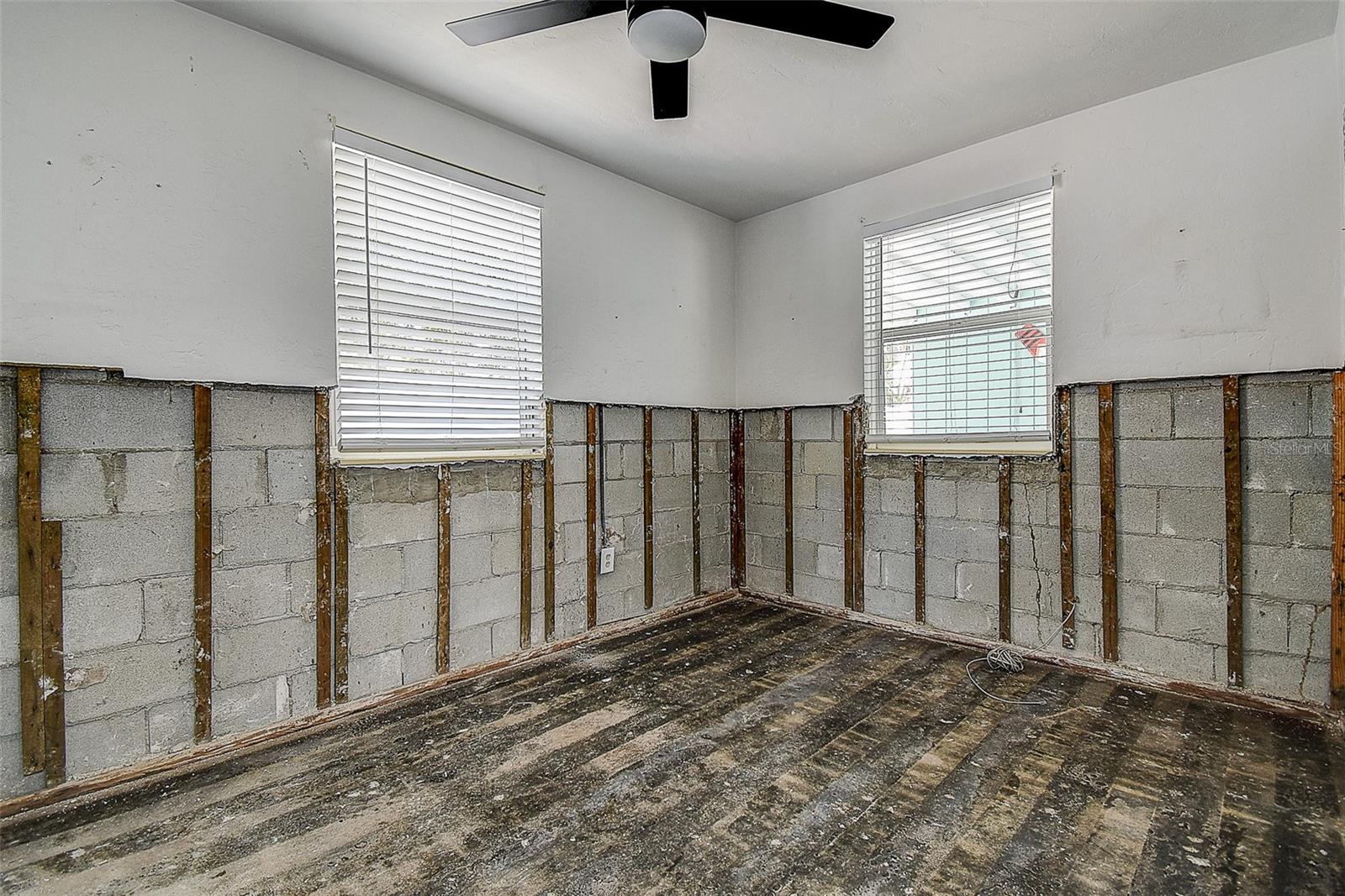 512 79TH AVE, ST PETE BEACH, FL, 33706