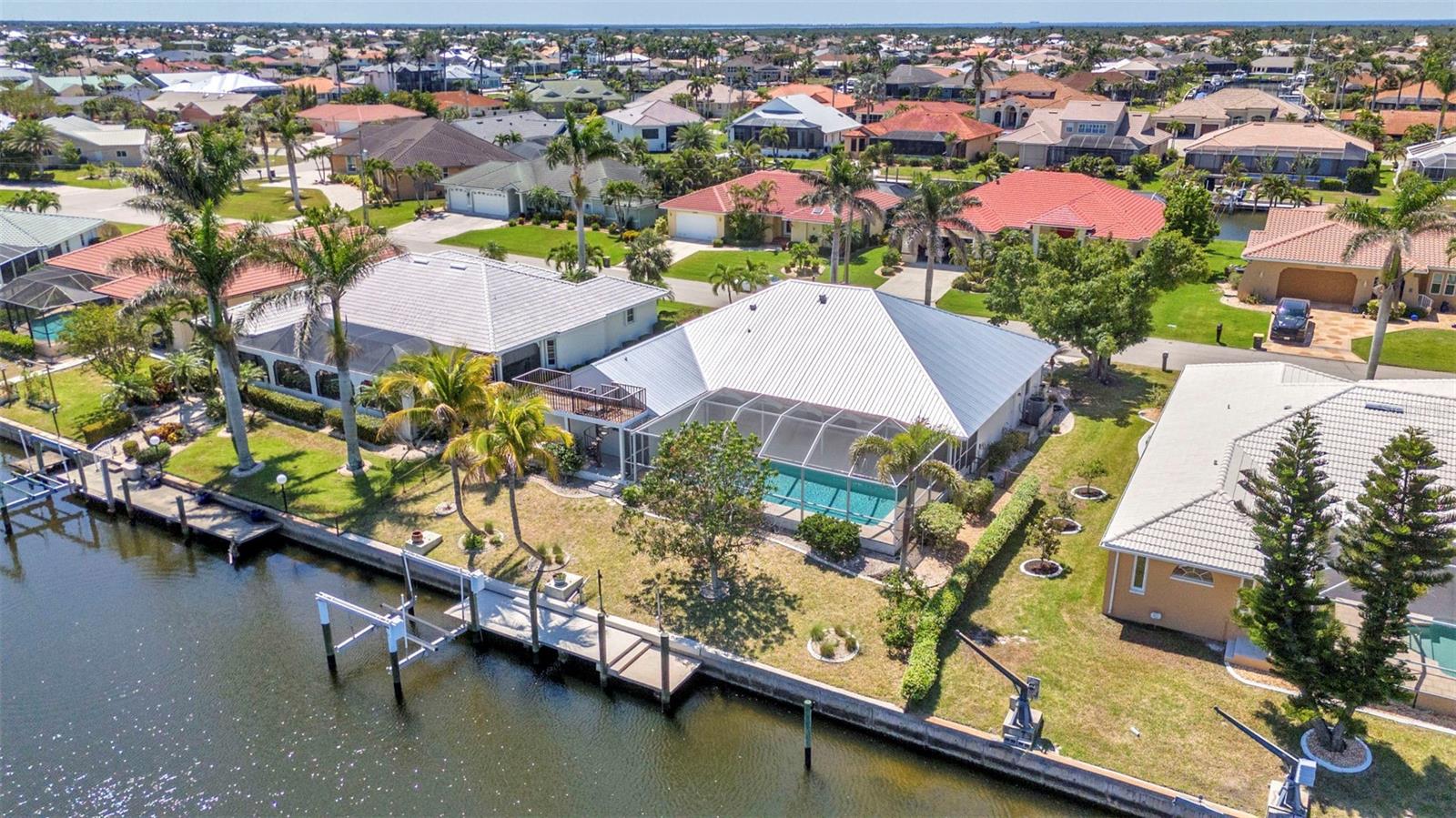 2718 SAINT THOMAS DR, PUNTA GORDA, FL, 33950