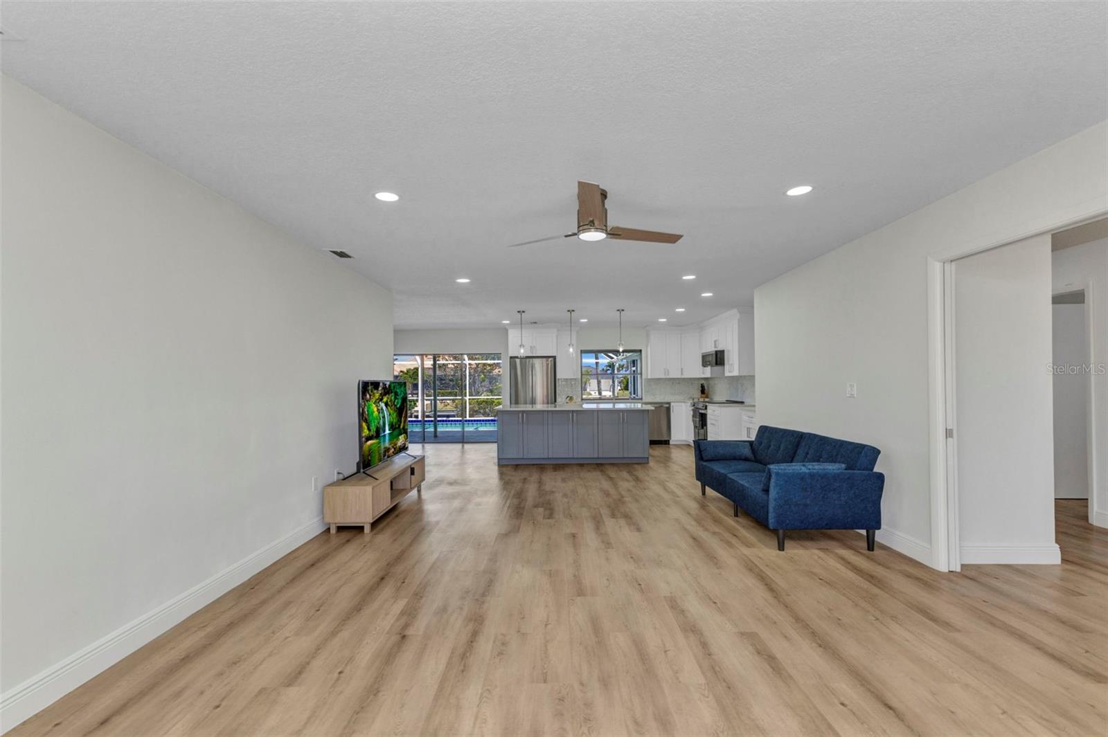 2718 SAINT THOMAS DR, PUNTA GORDA, FL, 33950