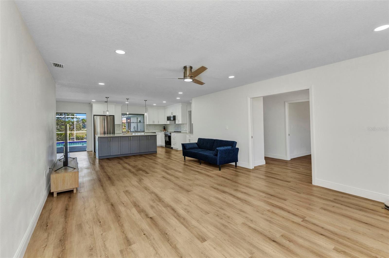 2718 SAINT THOMAS DR, PUNTA GORDA, FL, 33950