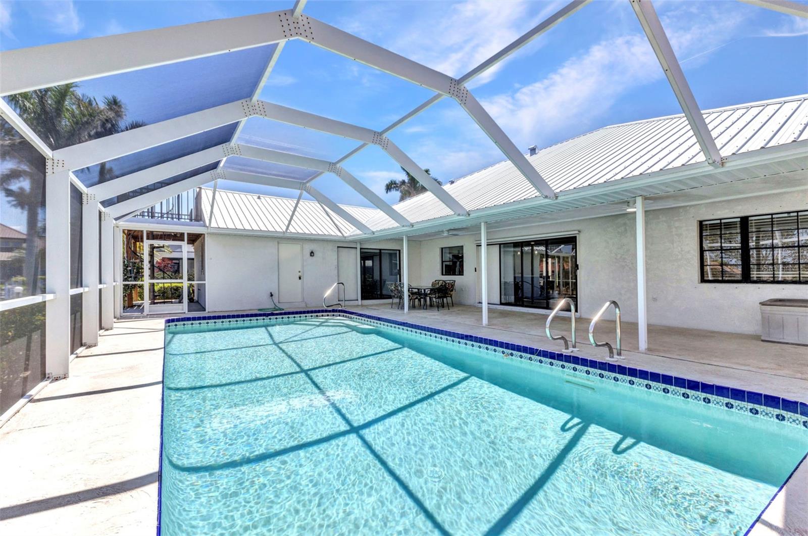 2718 SAINT THOMAS DR, PUNTA GORDA, FL, 33950