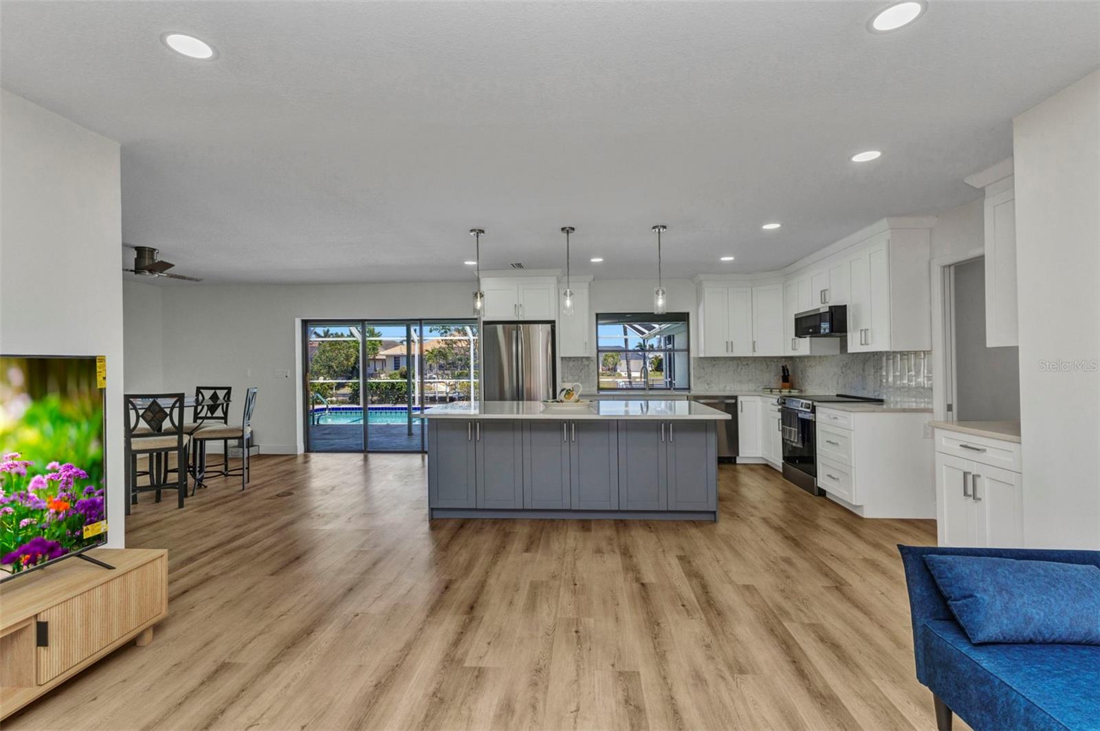 2718 SAINT THOMAS DR, PUNTA GORDA, FL, 33950