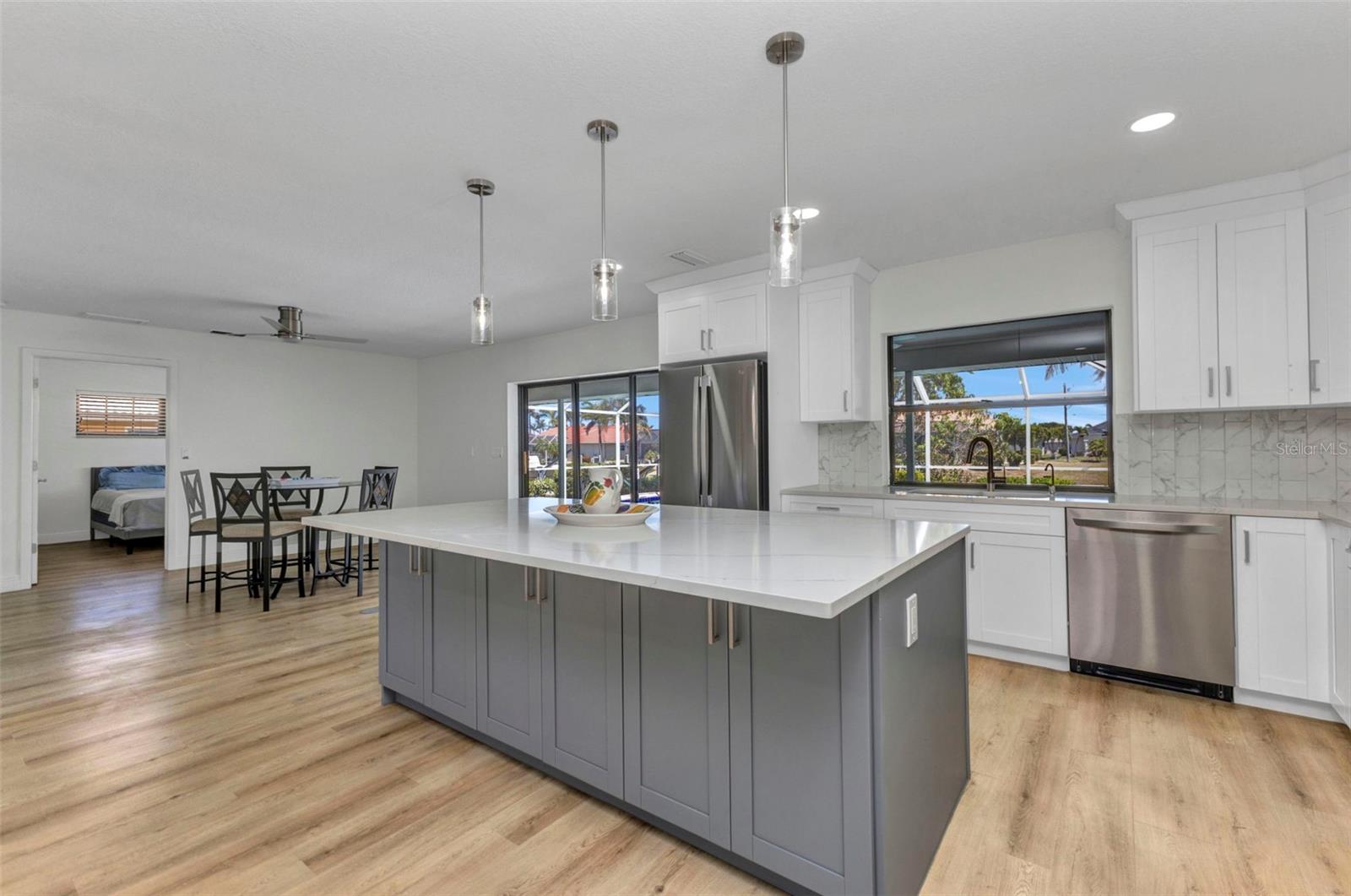 2718 SAINT THOMAS DR, PUNTA GORDA, FL, 33950