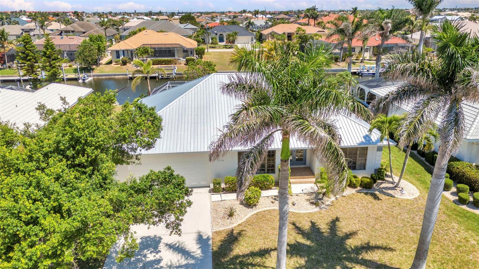 2718 SAINT THOMAS DR, PUNTA GORDA, FL, 33950