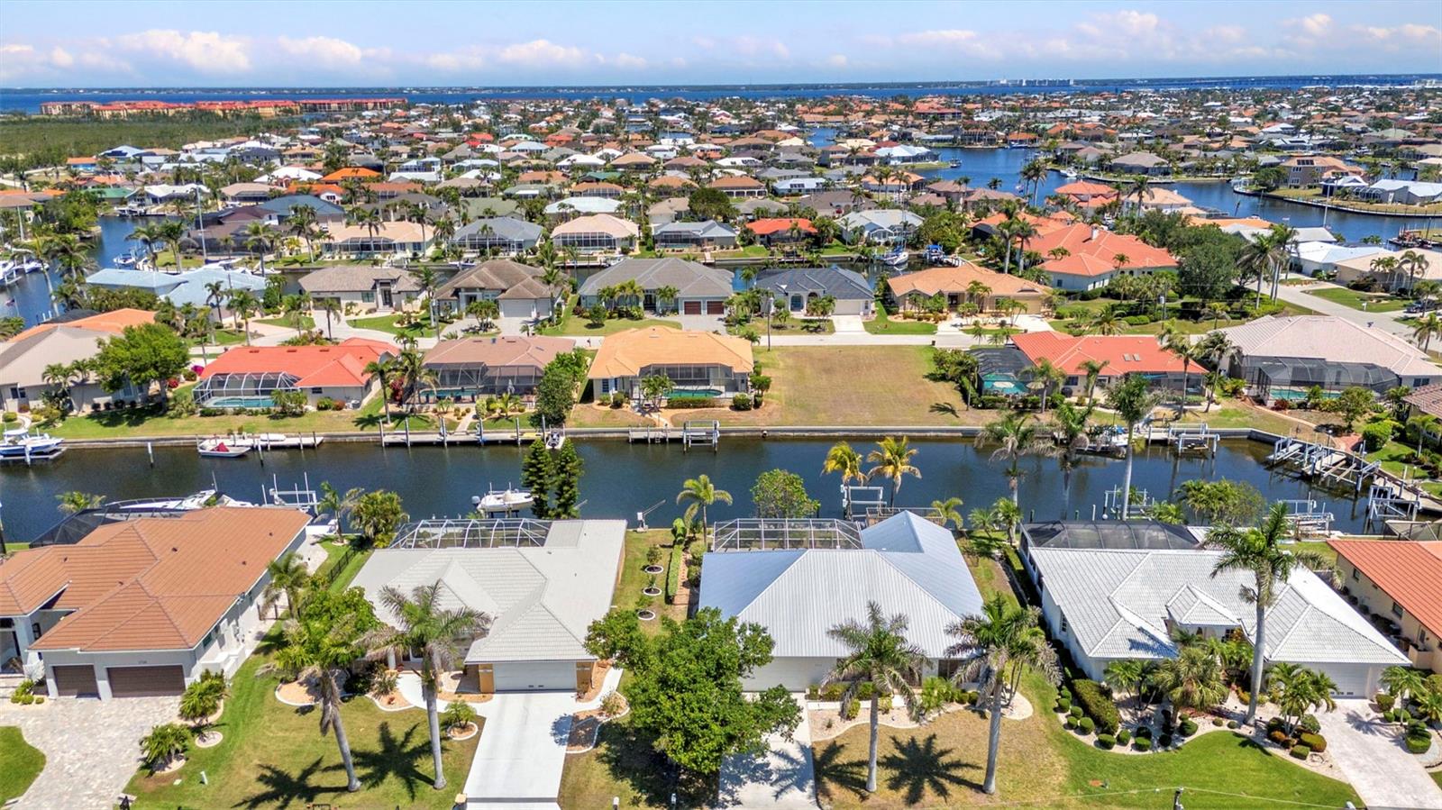 2718 SAINT THOMAS DR, PUNTA GORDA, FL, 33950