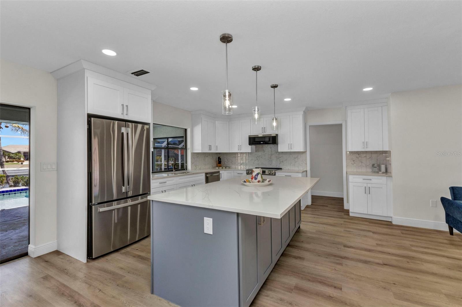 2718 SAINT THOMAS DR, PUNTA GORDA, FL, 33950