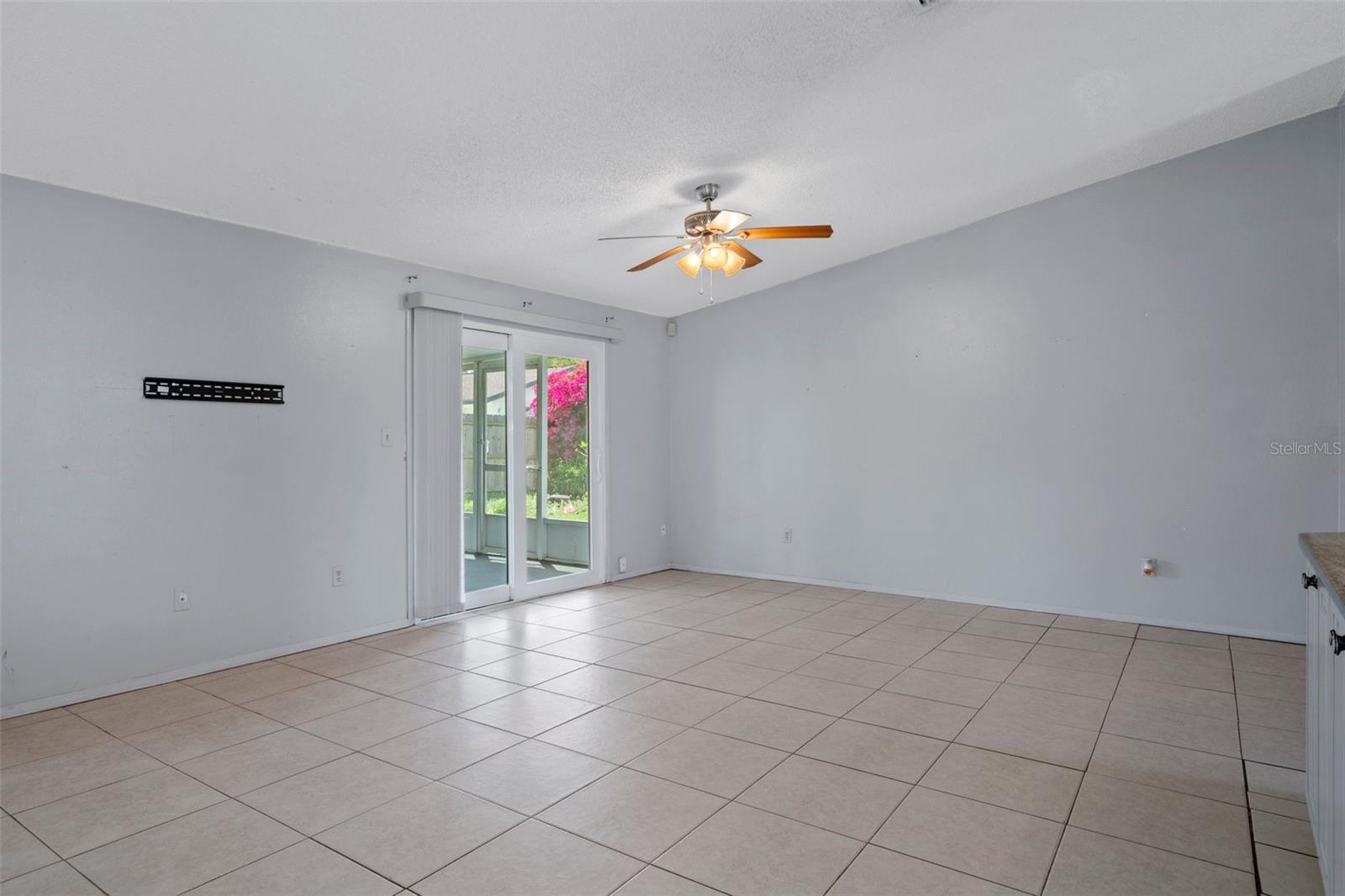 5814 SILVER MOON AVE, TAMPA, FL, 33625