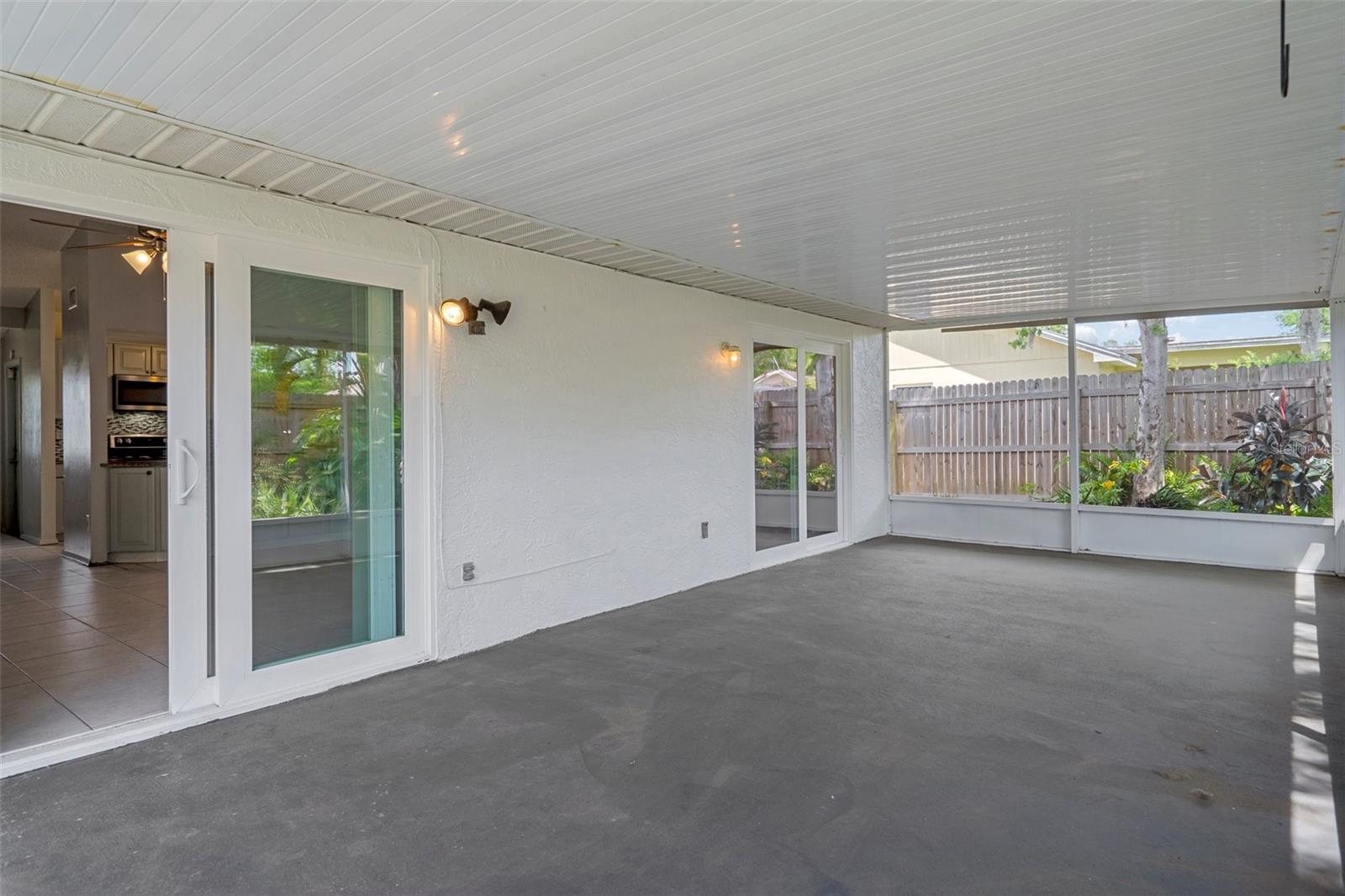 5814 SILVER MOON AVE, TAMPA, FL, 33625